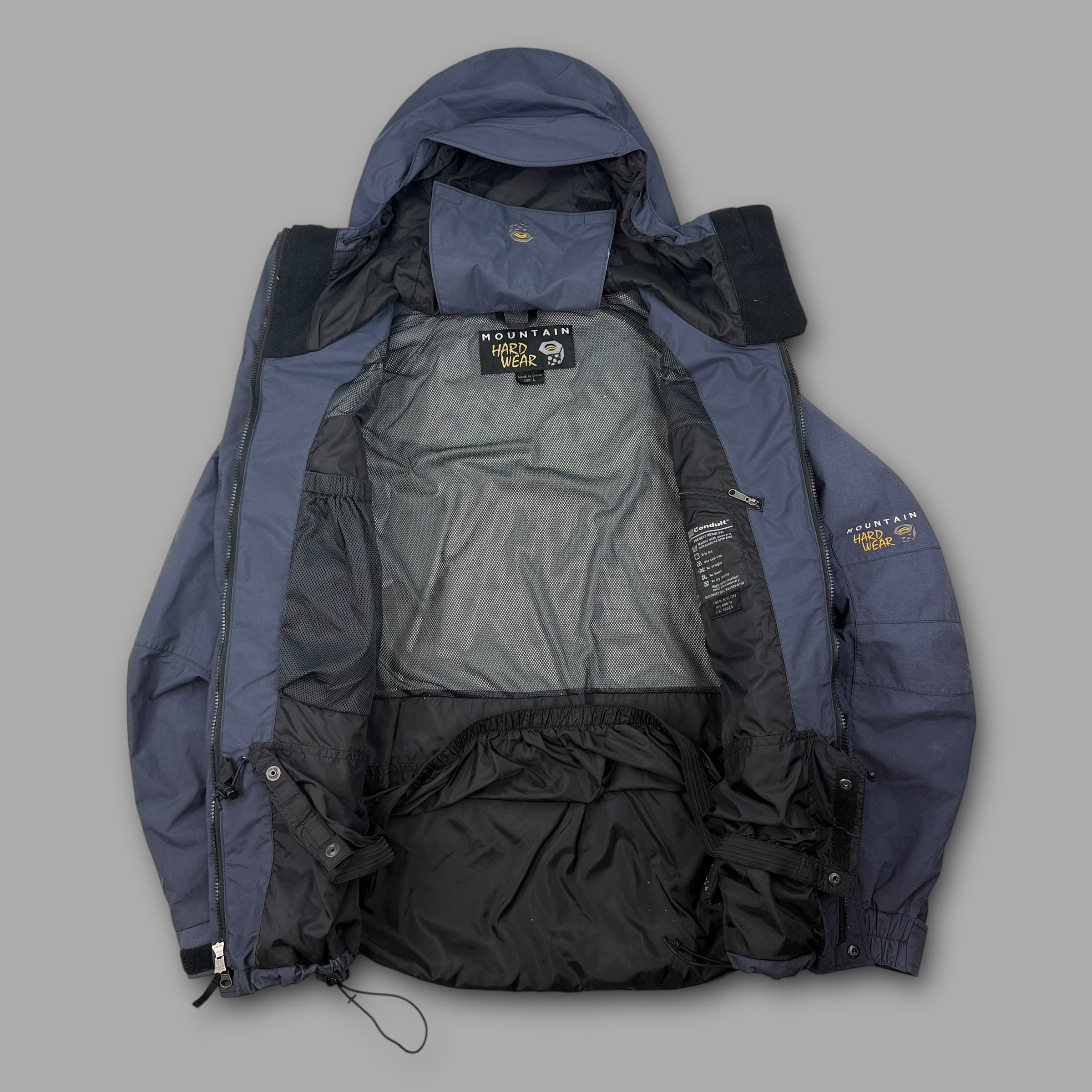 Mountain hardwear 2000's technical panelled conduit full zip softshell ski jacket (L)