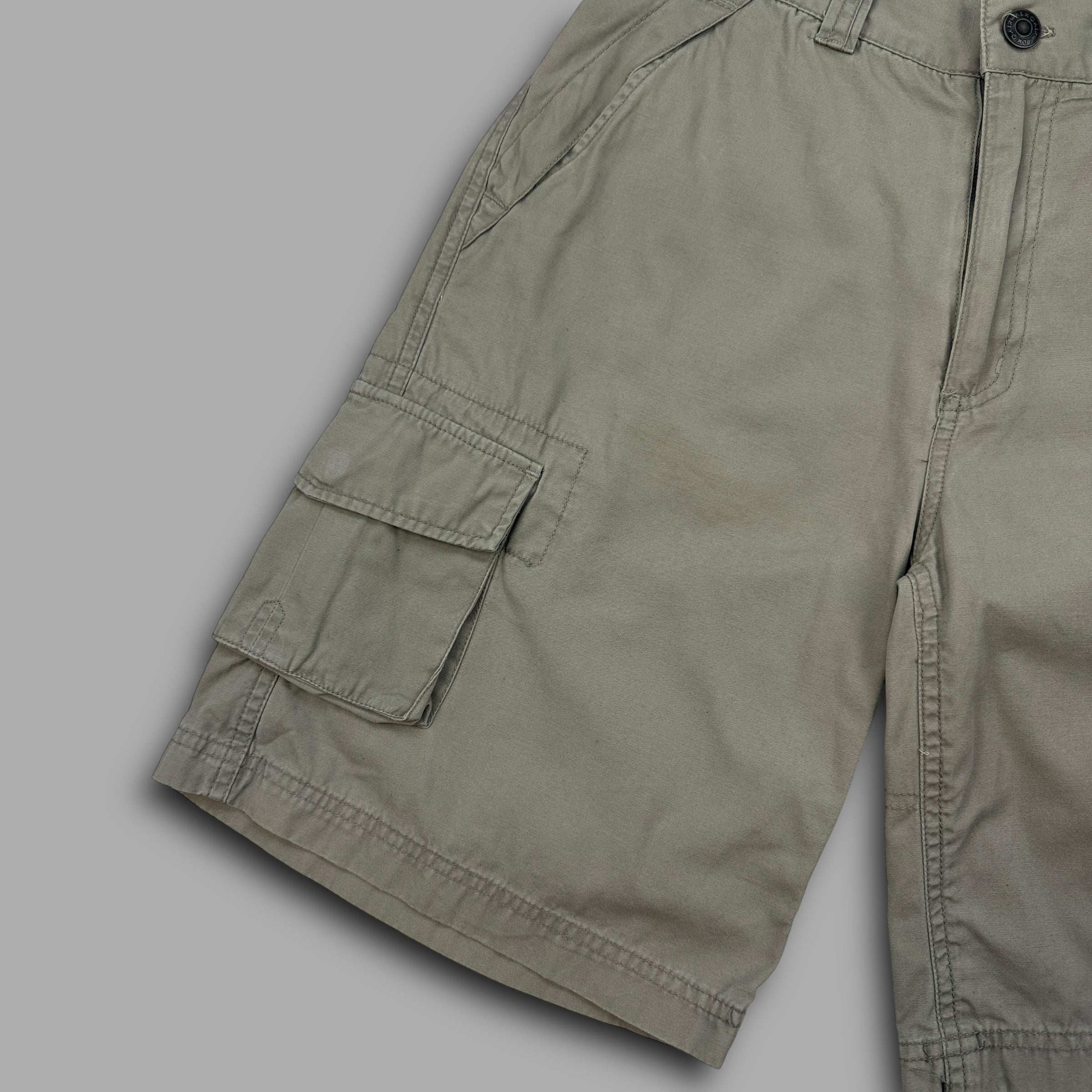 Airwalk 2000's baggy multi-pocket cargo shorts (XS-S)