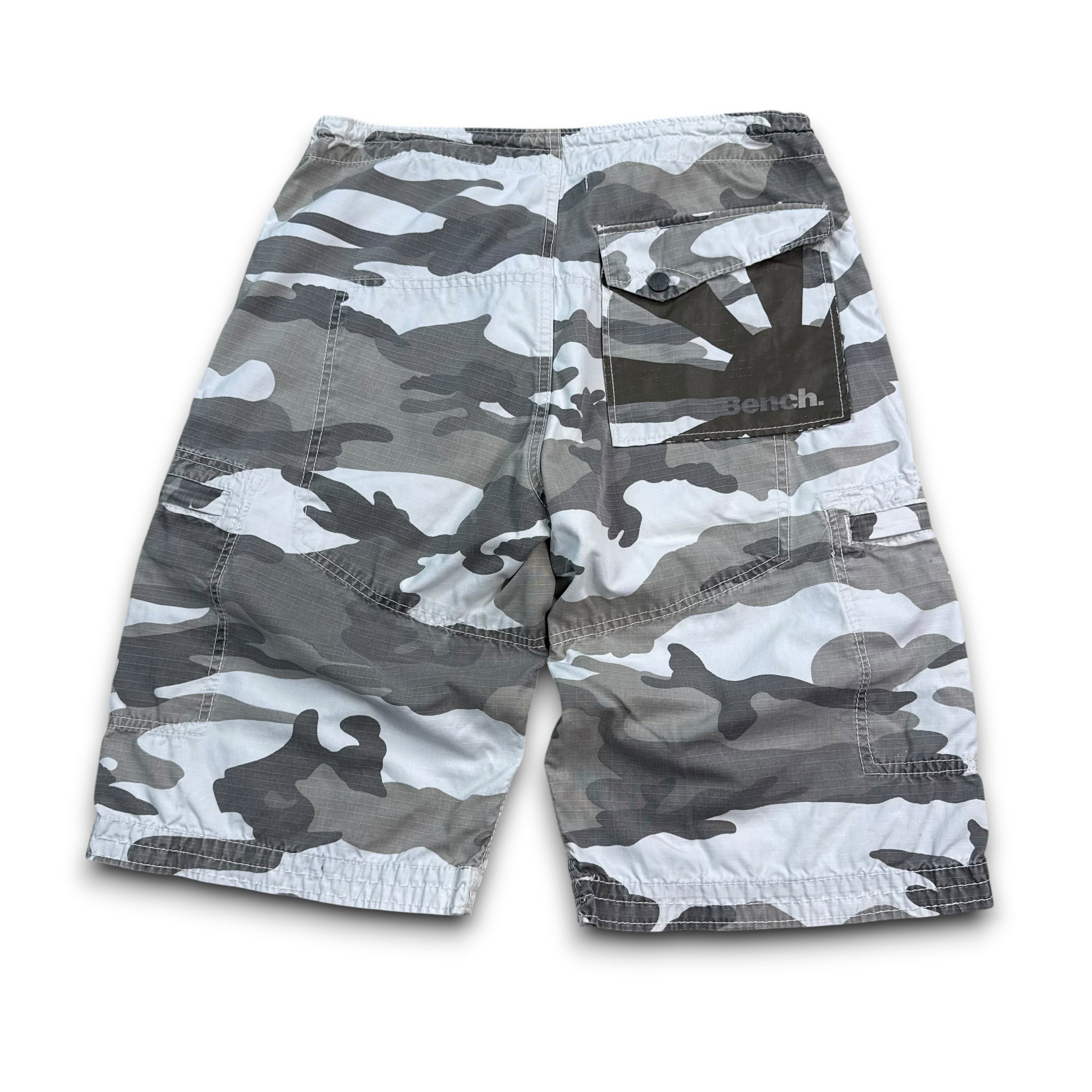 Bench 2000's light camo cargo shorts (S)