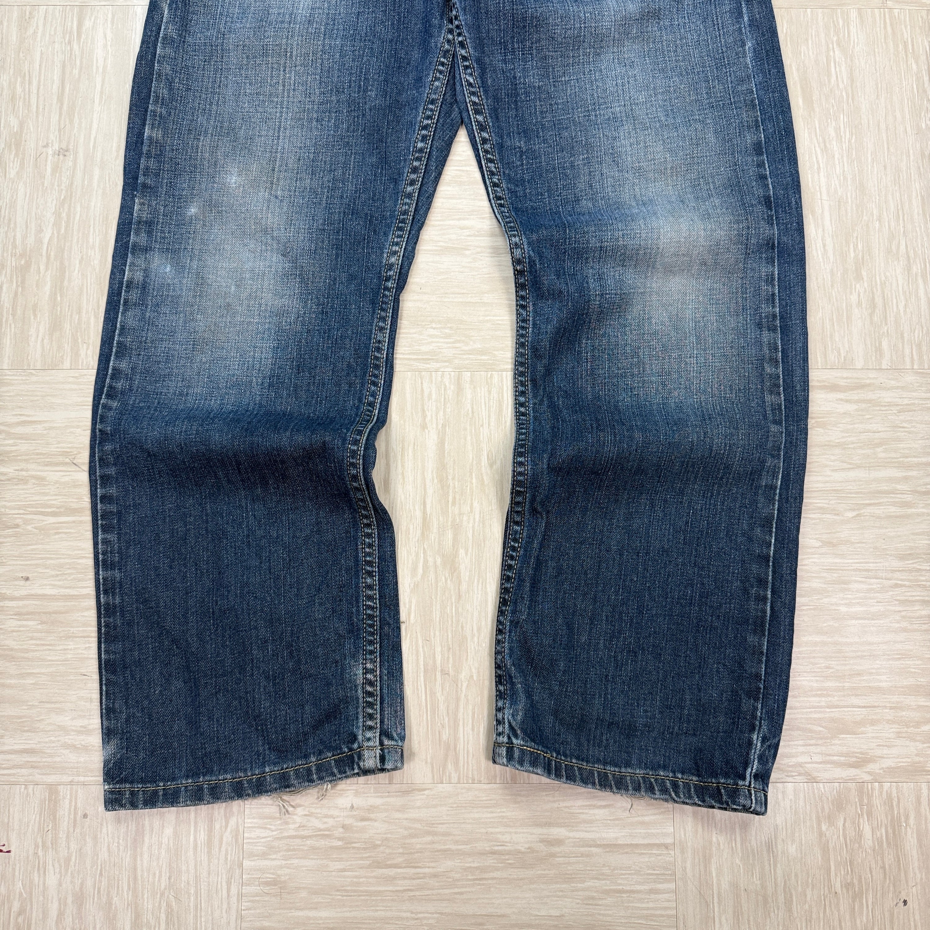 Levi's 514 2000's slim straight fit denim jeans (S)