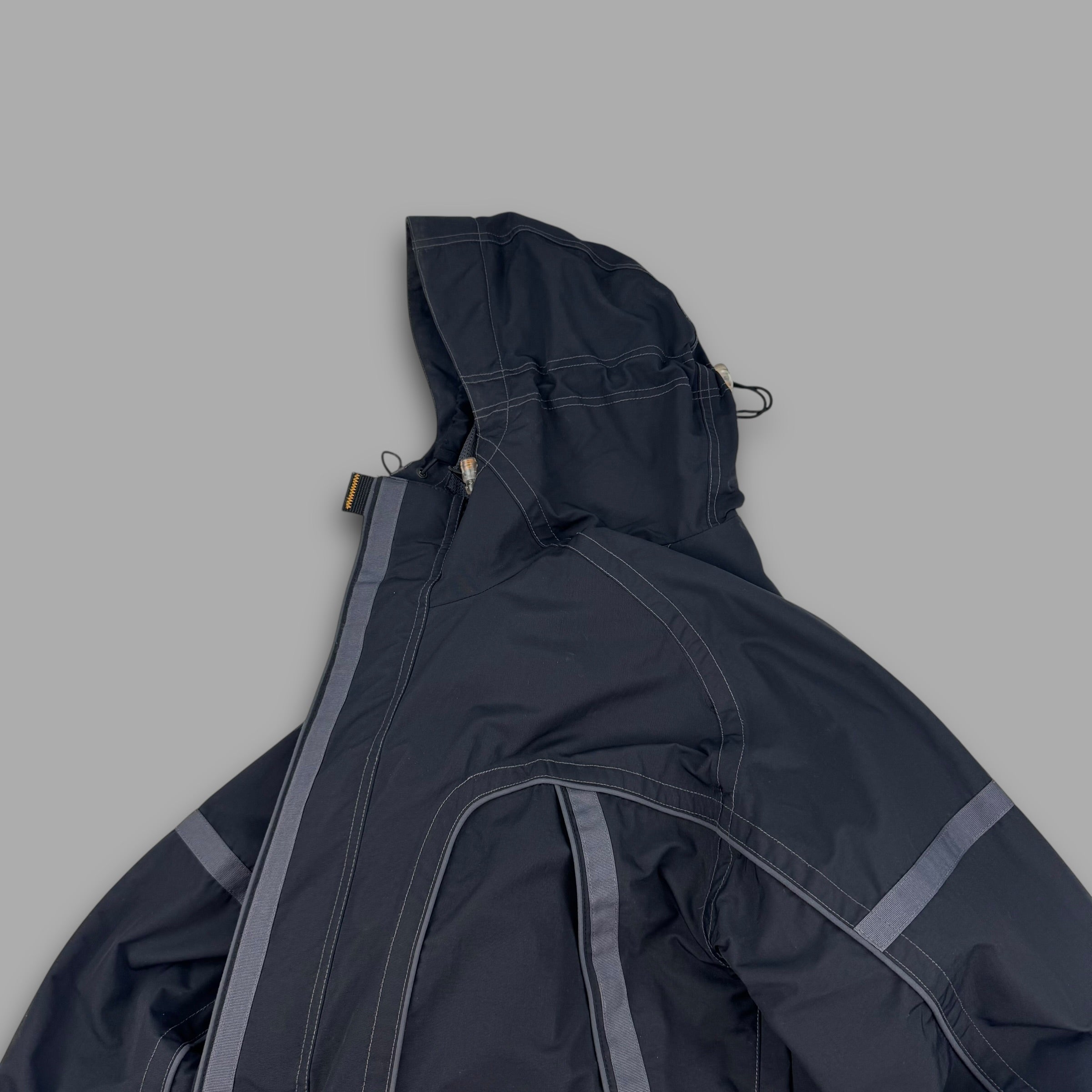 Oakley software 2000's technical panelled multi pocket softshell ski jacket (S-M)