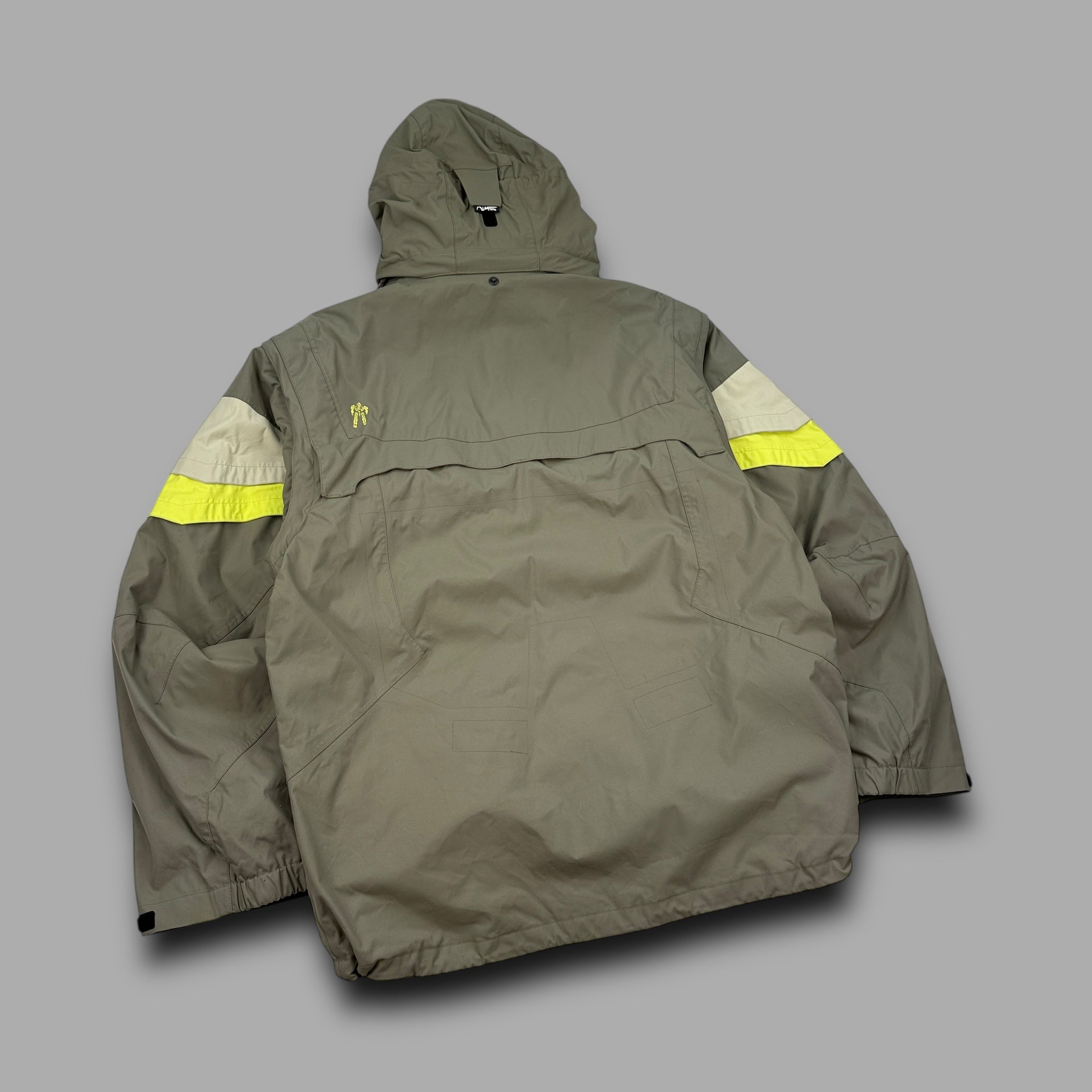 Quiksilver endurance series 2000's technical multi-pocket panelled ski jacket (L)