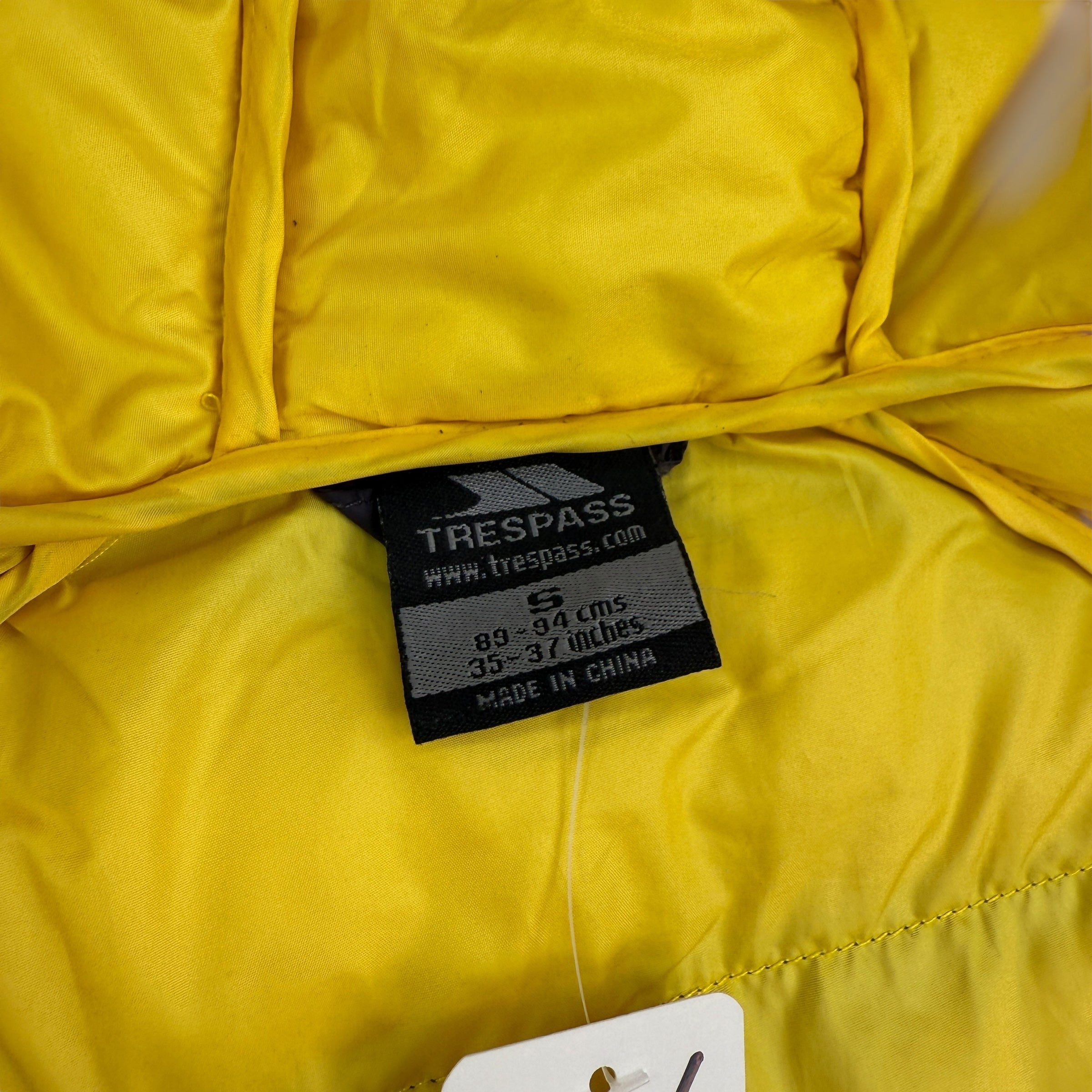Trespass 2000's downfilled zip-up puffer jacket (S)