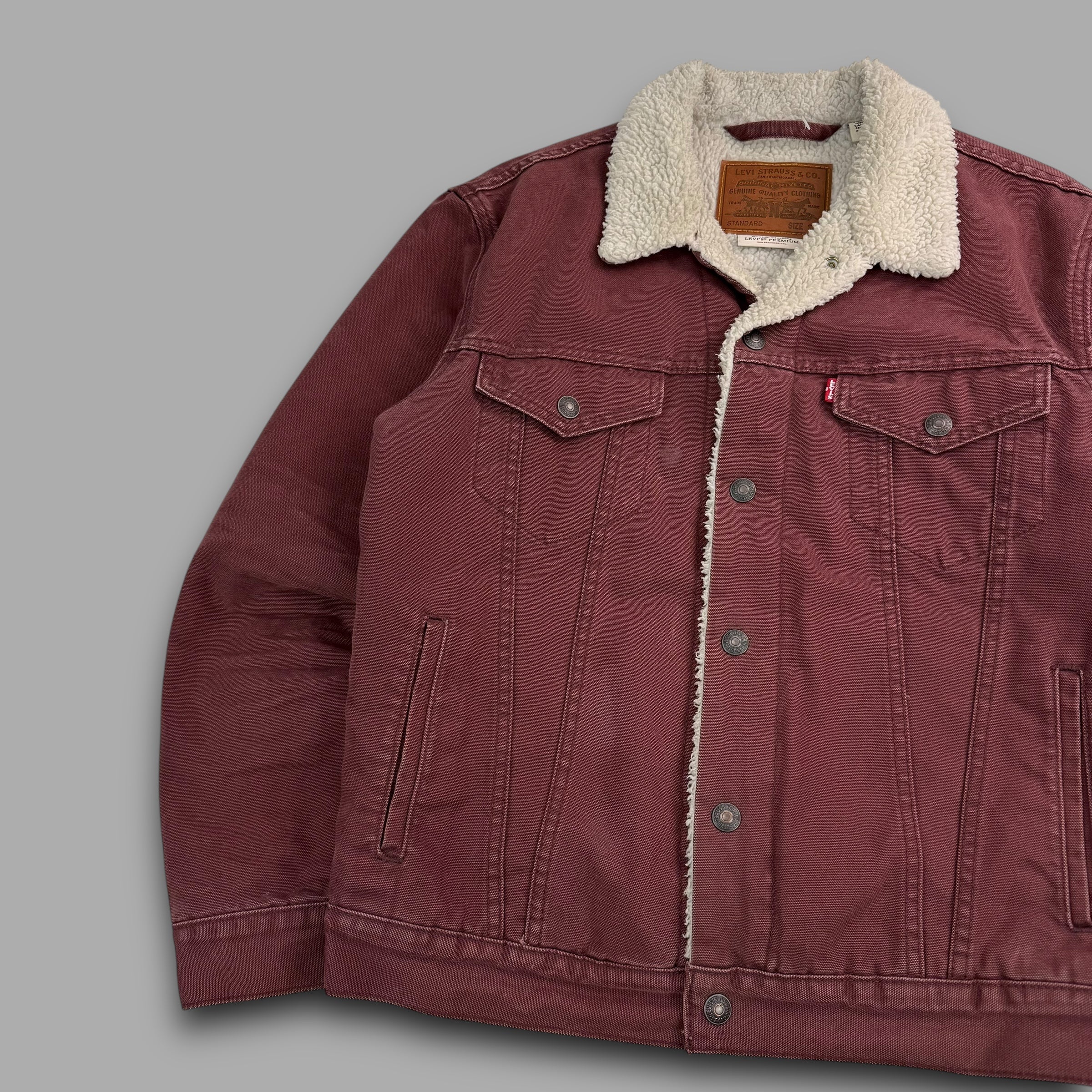 Levi's sherpa lined red denim jacket (S)