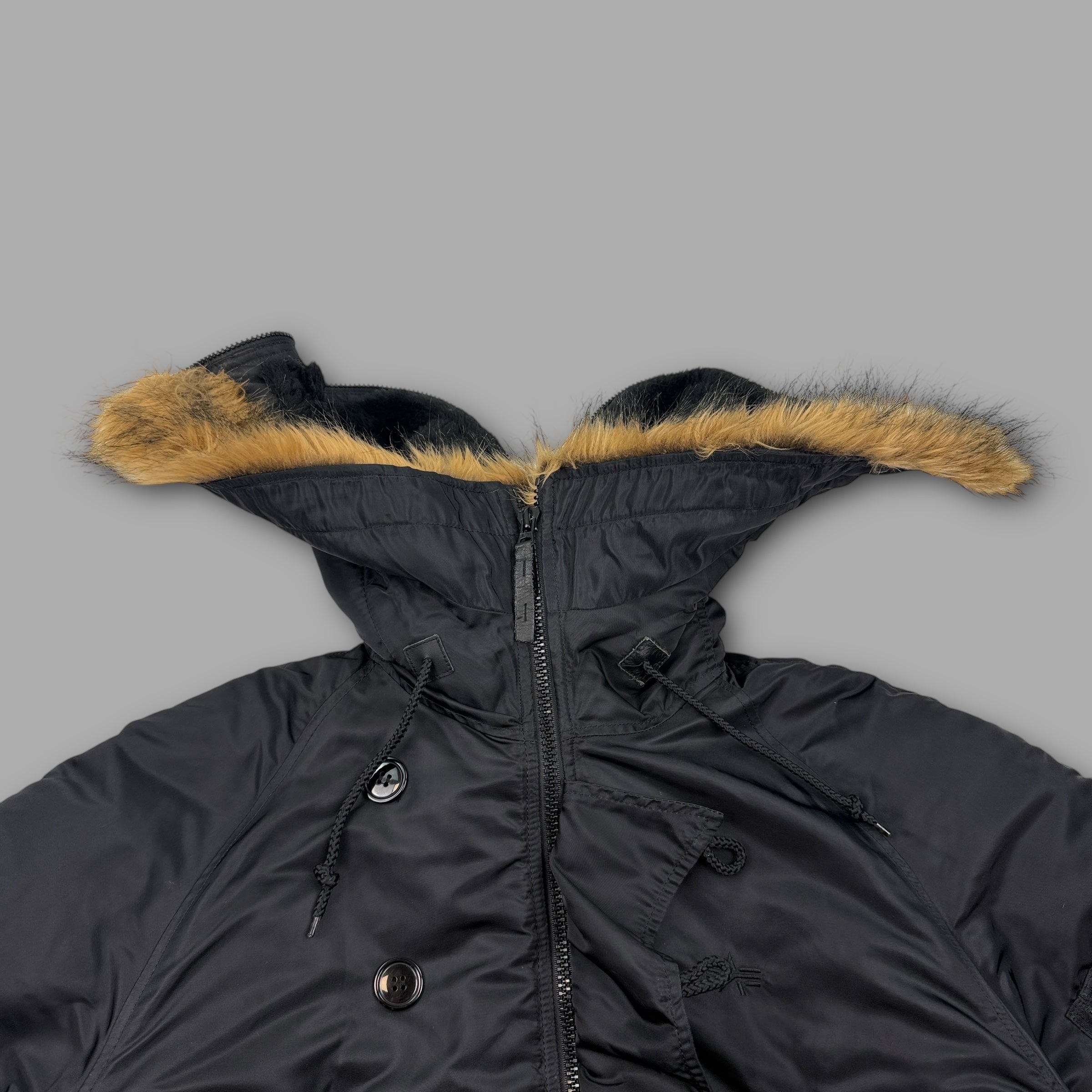 Alpha industries 2000's technical nylon split fur hood cropped bomber jacket (M)