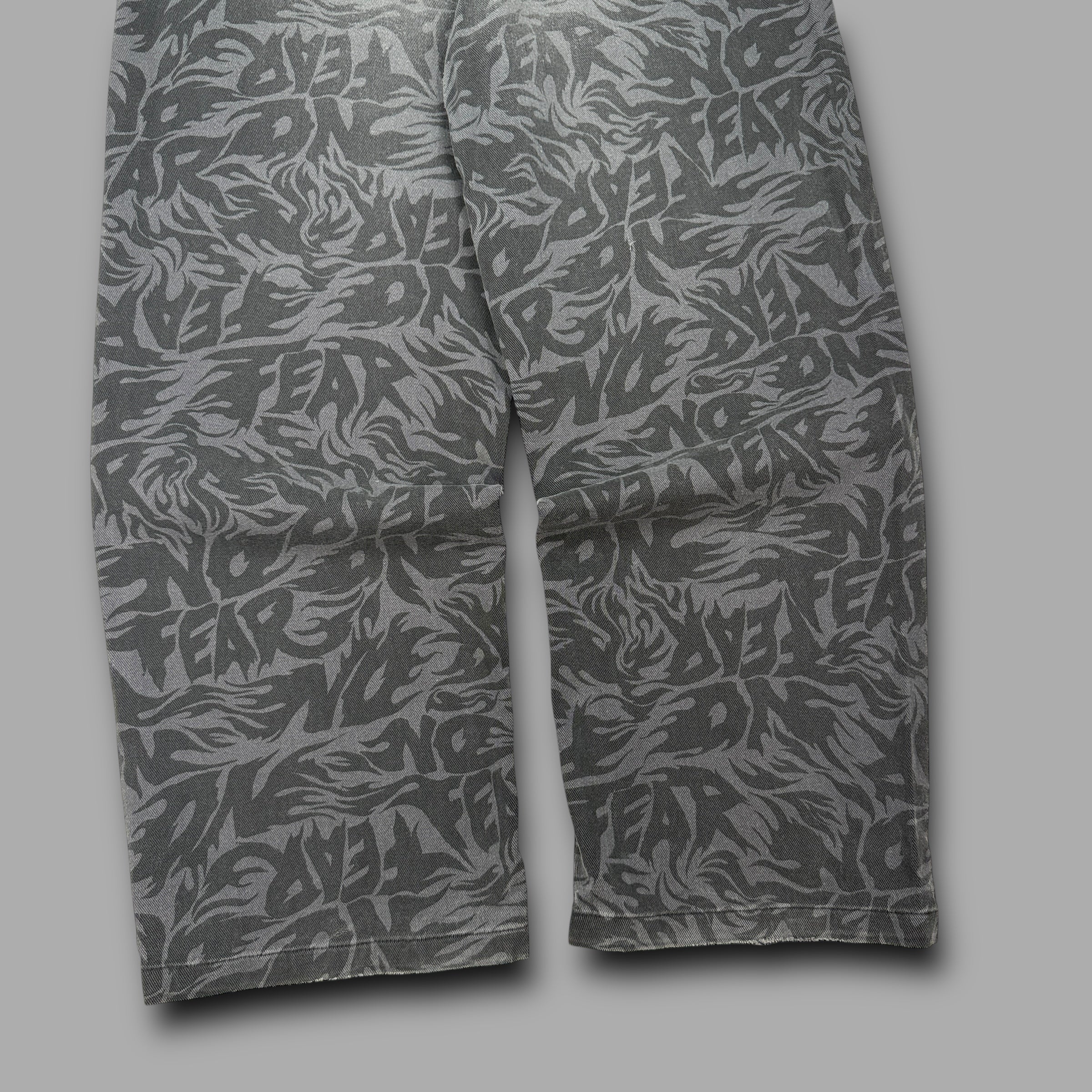No fear 2000's baggy wide leg monogram trousers (S)