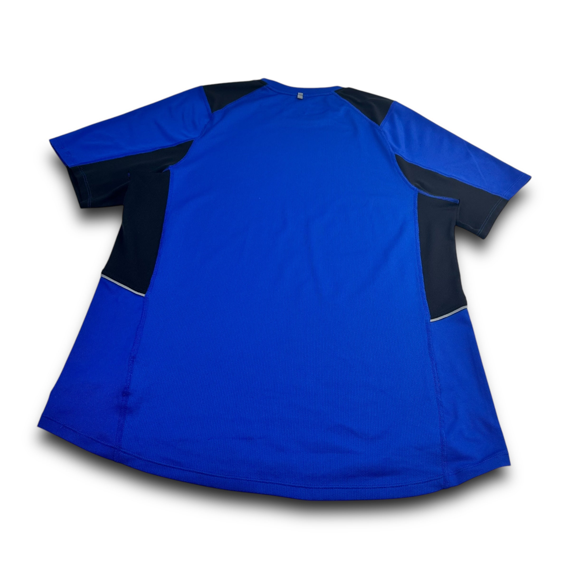 Nike 2000's paneled dri-fit breathable tee (L)