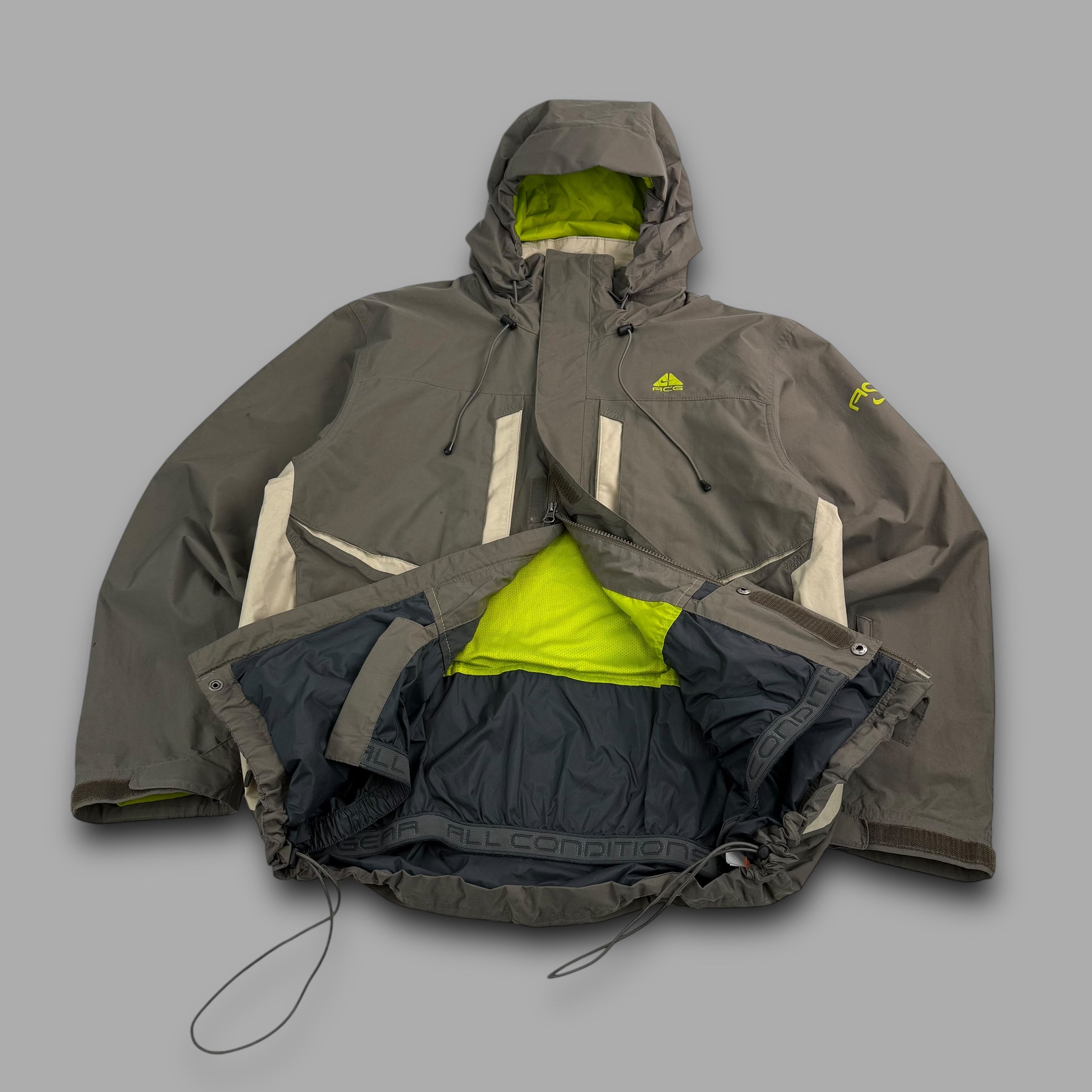 Nike ACG 2007 technical multi-pocket shell jacket (L)