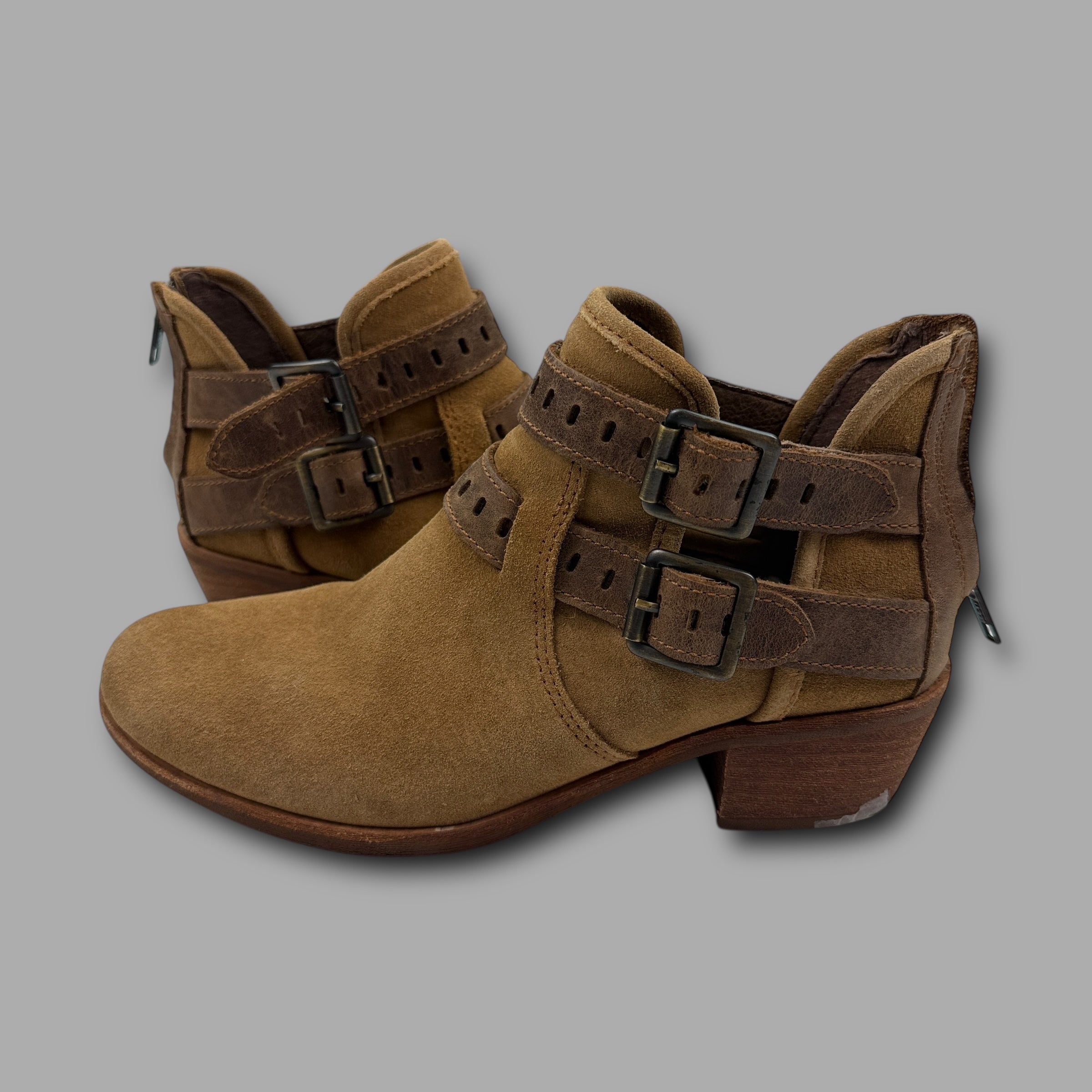 Ugg patsy suede ankle boots with buckles (UK5.5)