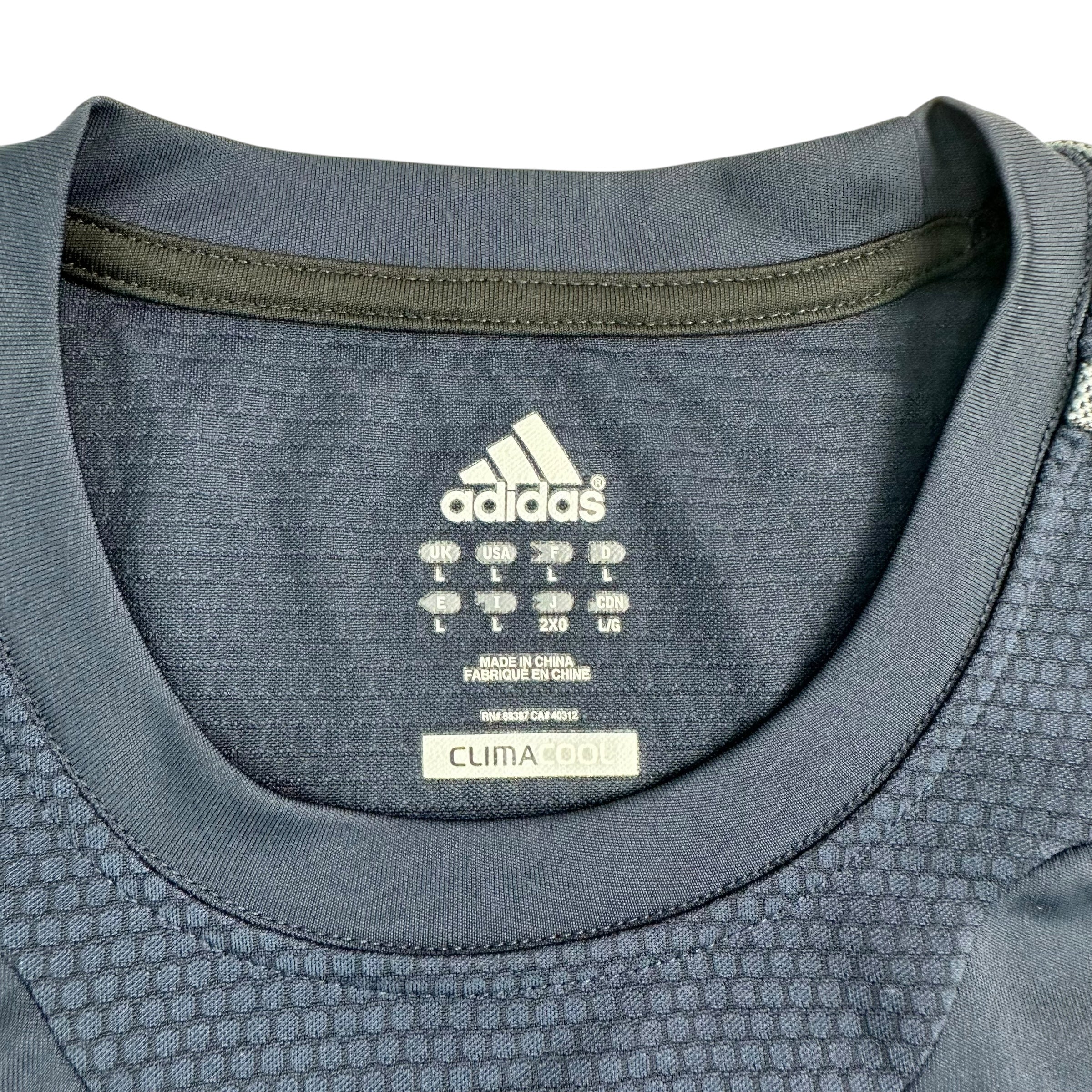 Adidas 2009 technical paneled clima-cool tee (L)