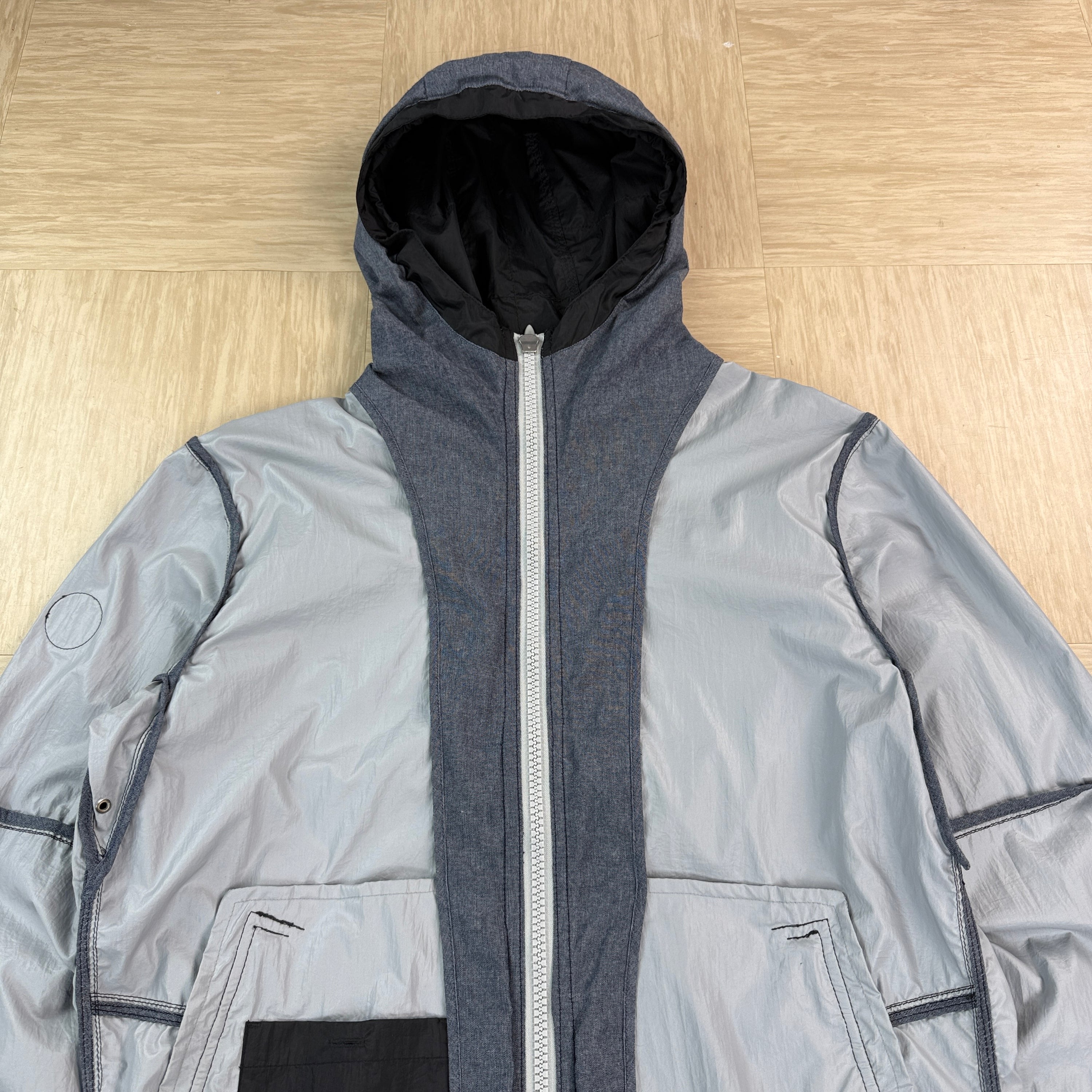 Armani jeans 2000's technical zip up nylon jacket (M)