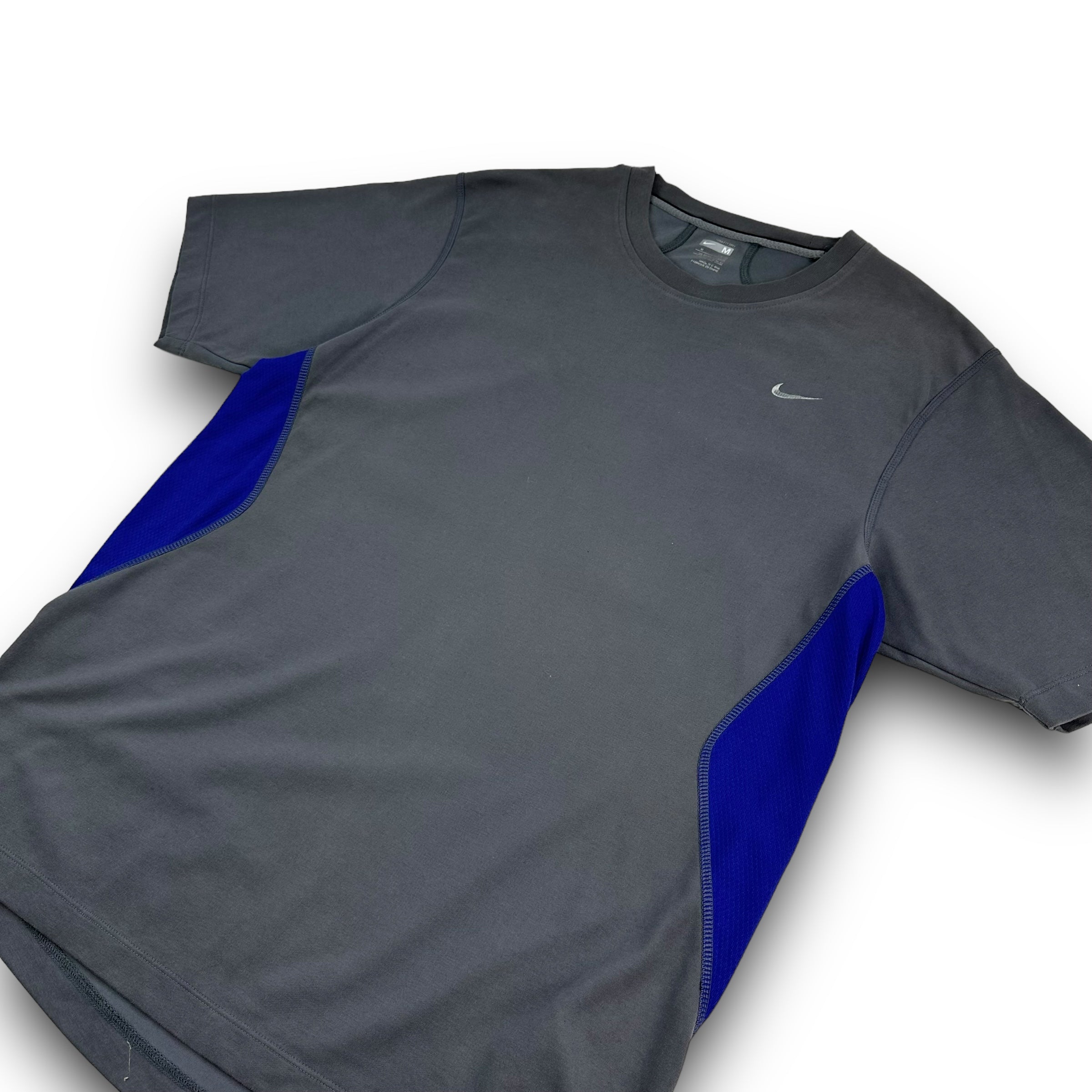 Nike training 2000's paneled graphic tee (M)