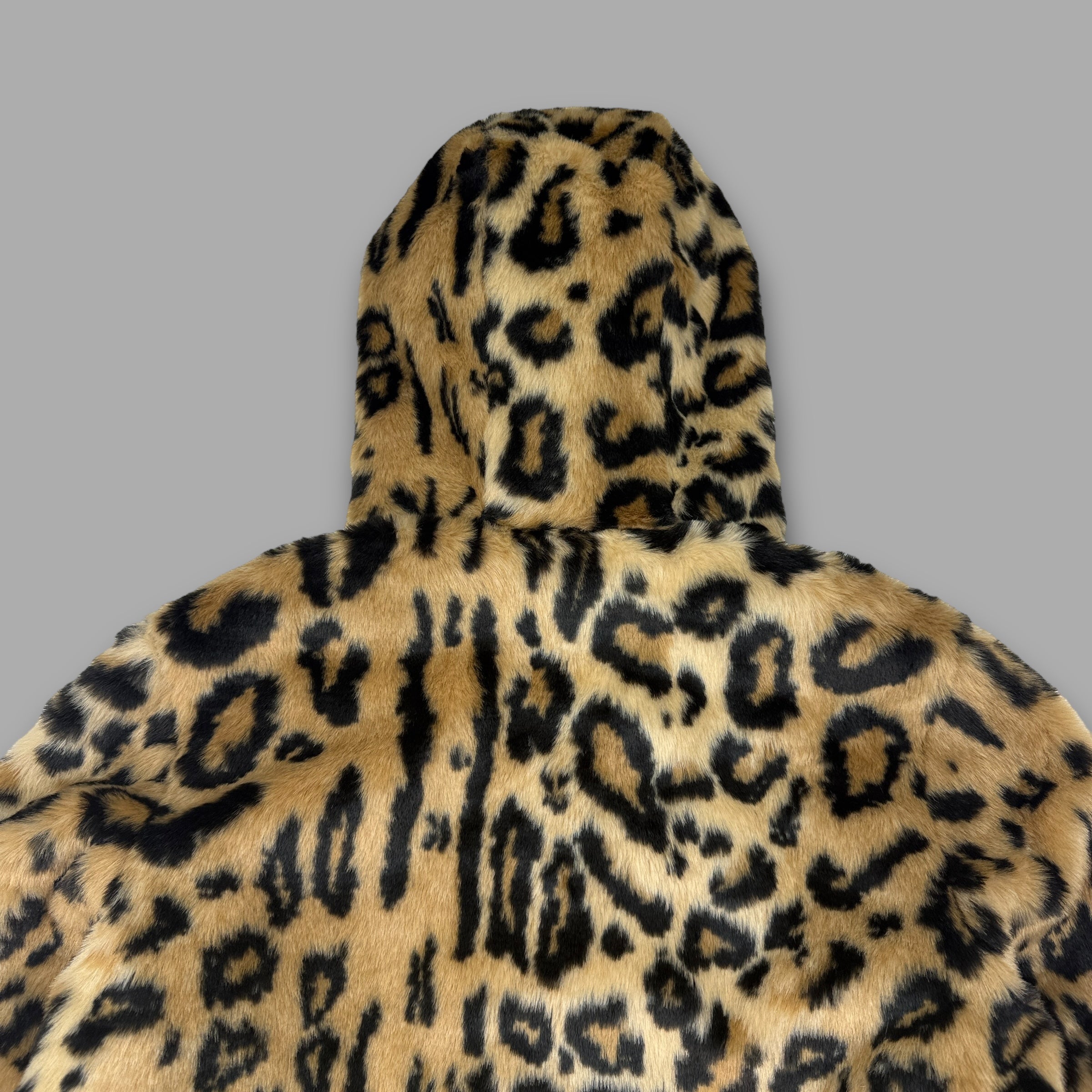 Forever 21 2000's leopard print faux fur full zip fleece jacket (XS-S)