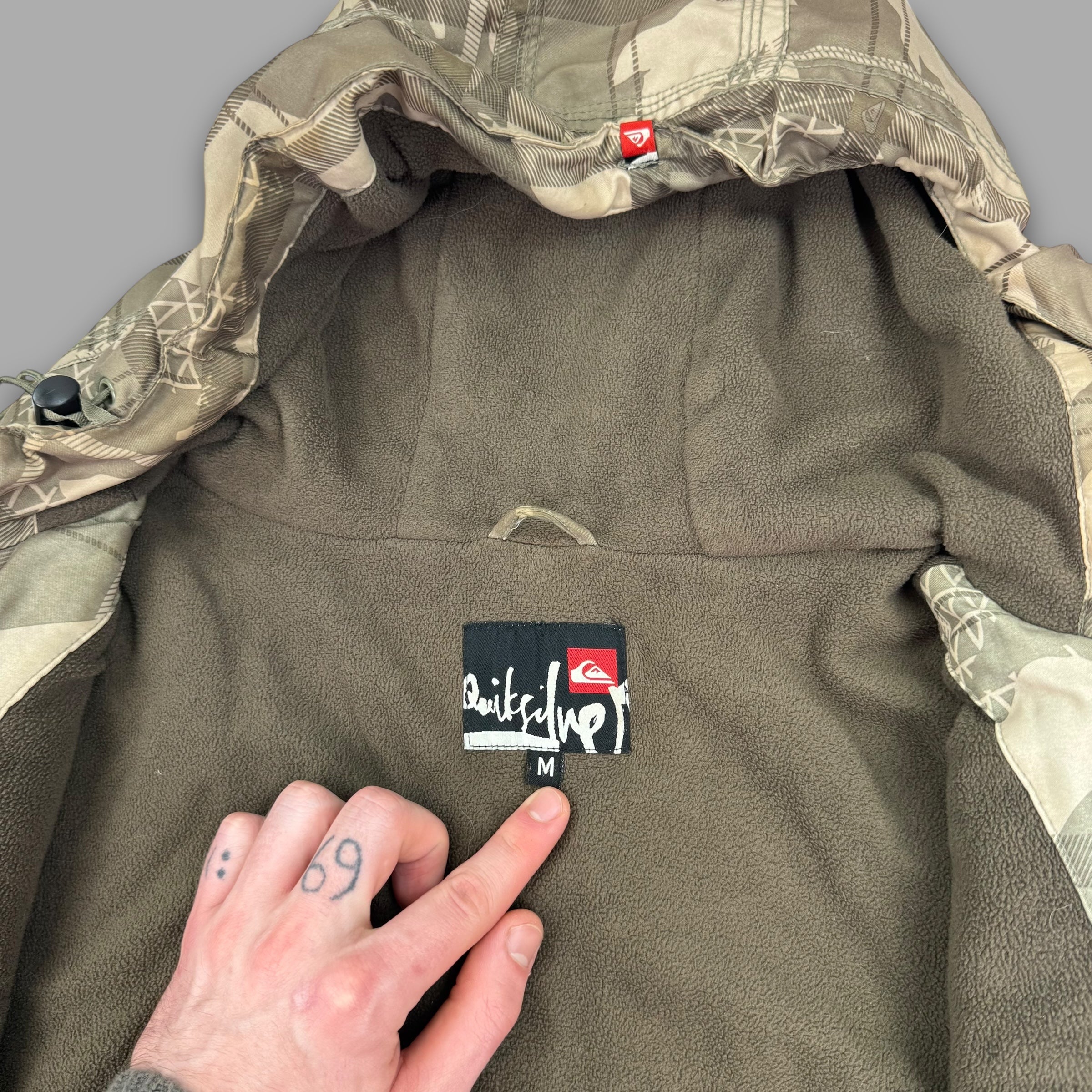 Quiksilver 2000's technical multi-pocket fleece lined softshell jacket (M)