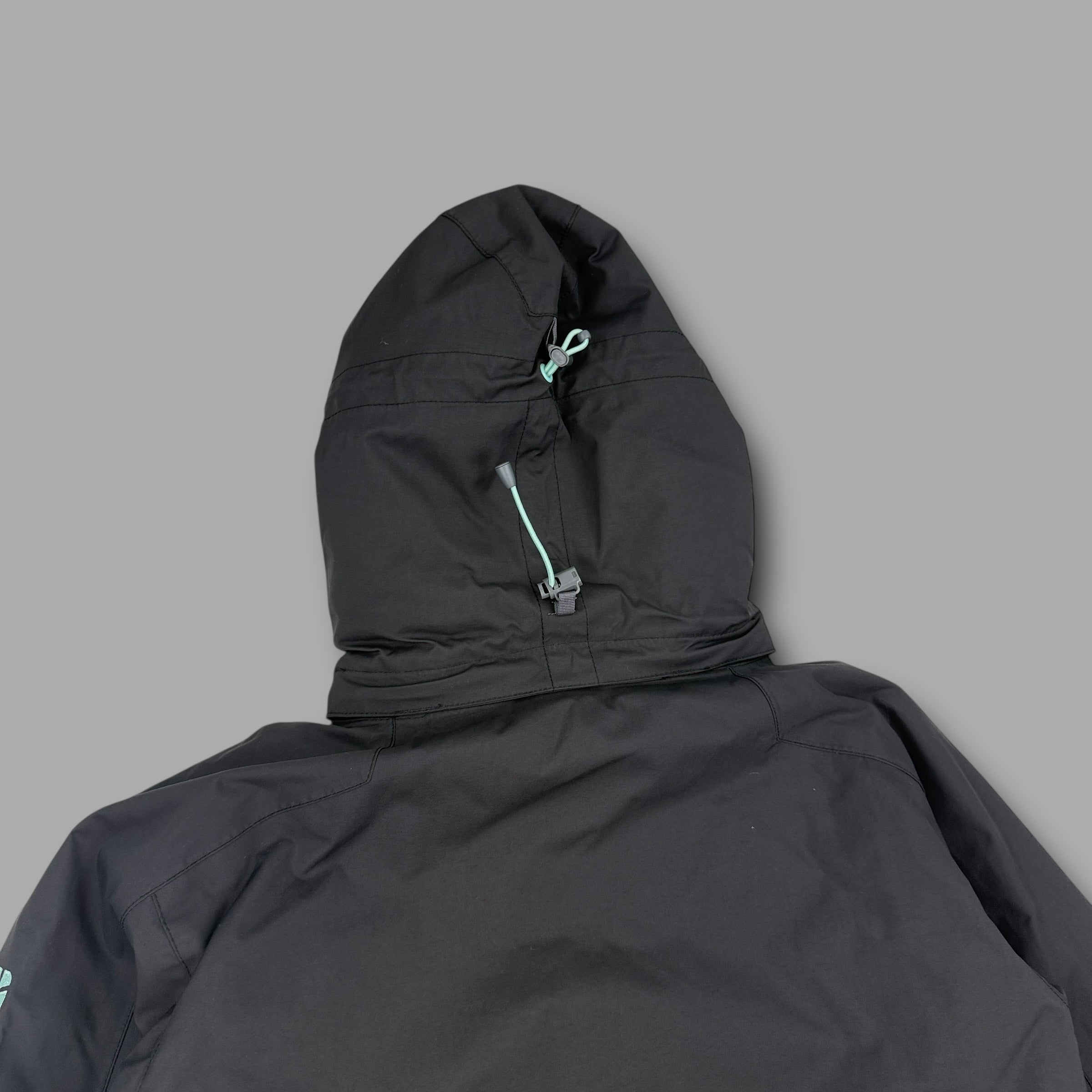 Animal 2000's technical multi-pocket vented ski jacket (M) wms