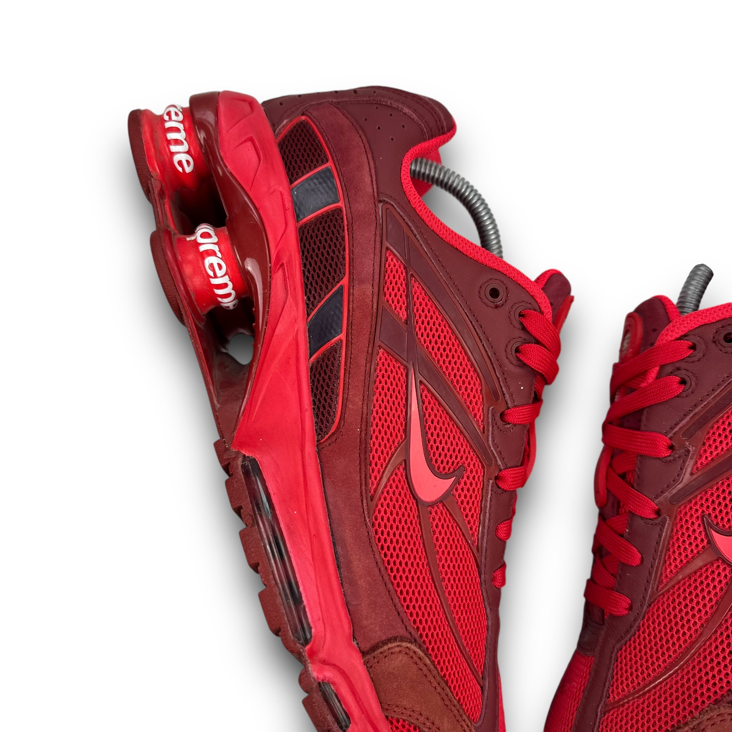 Supreme x Nike shox ride II 2022 'speed red' (UK7.5)