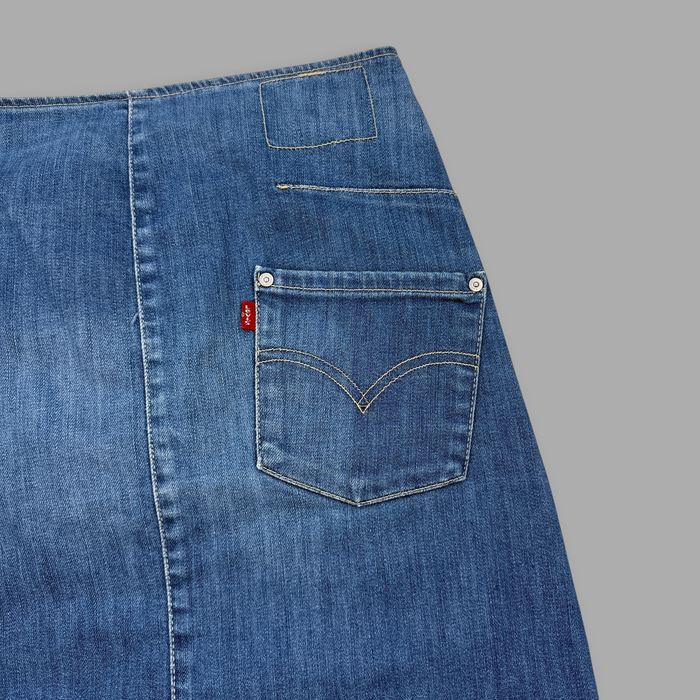 Levi's engineered 2000's technical denim wrap skirt (S)