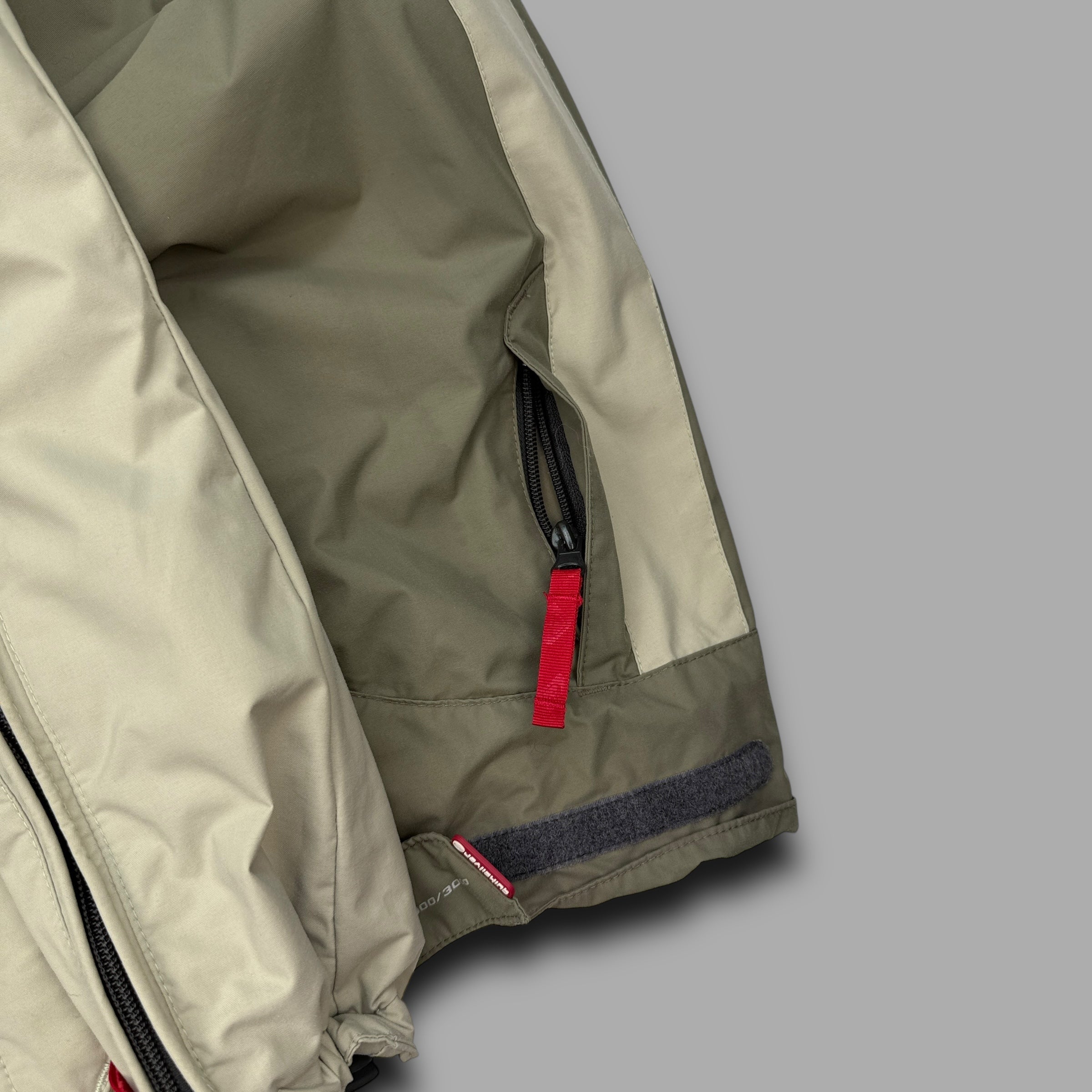 Quiksilver x Roxy 2000's technical asymmetrical zip softshell ski jacket (S-M)