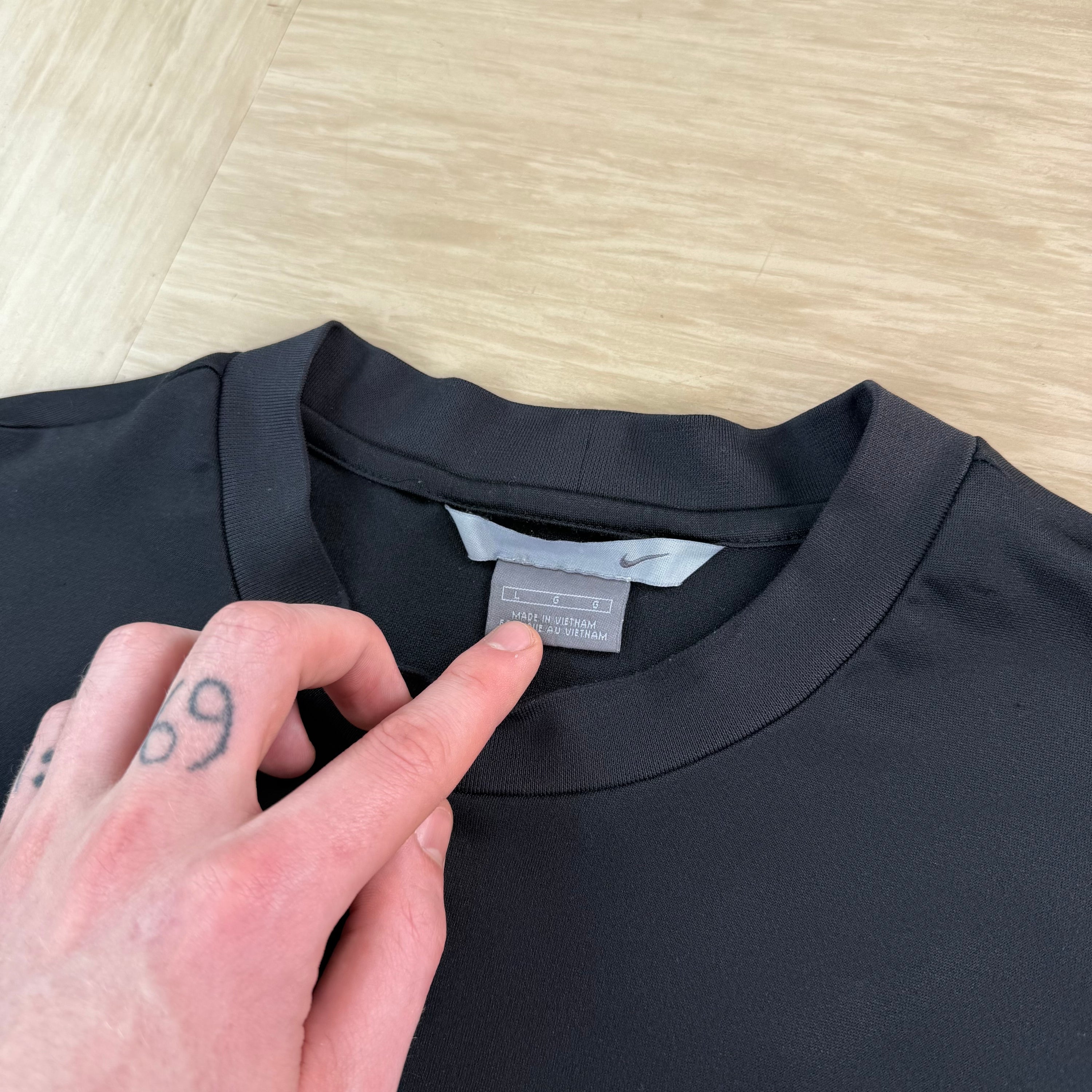 Nike 2000's panelled vented mesh centre swoosh tee (L)