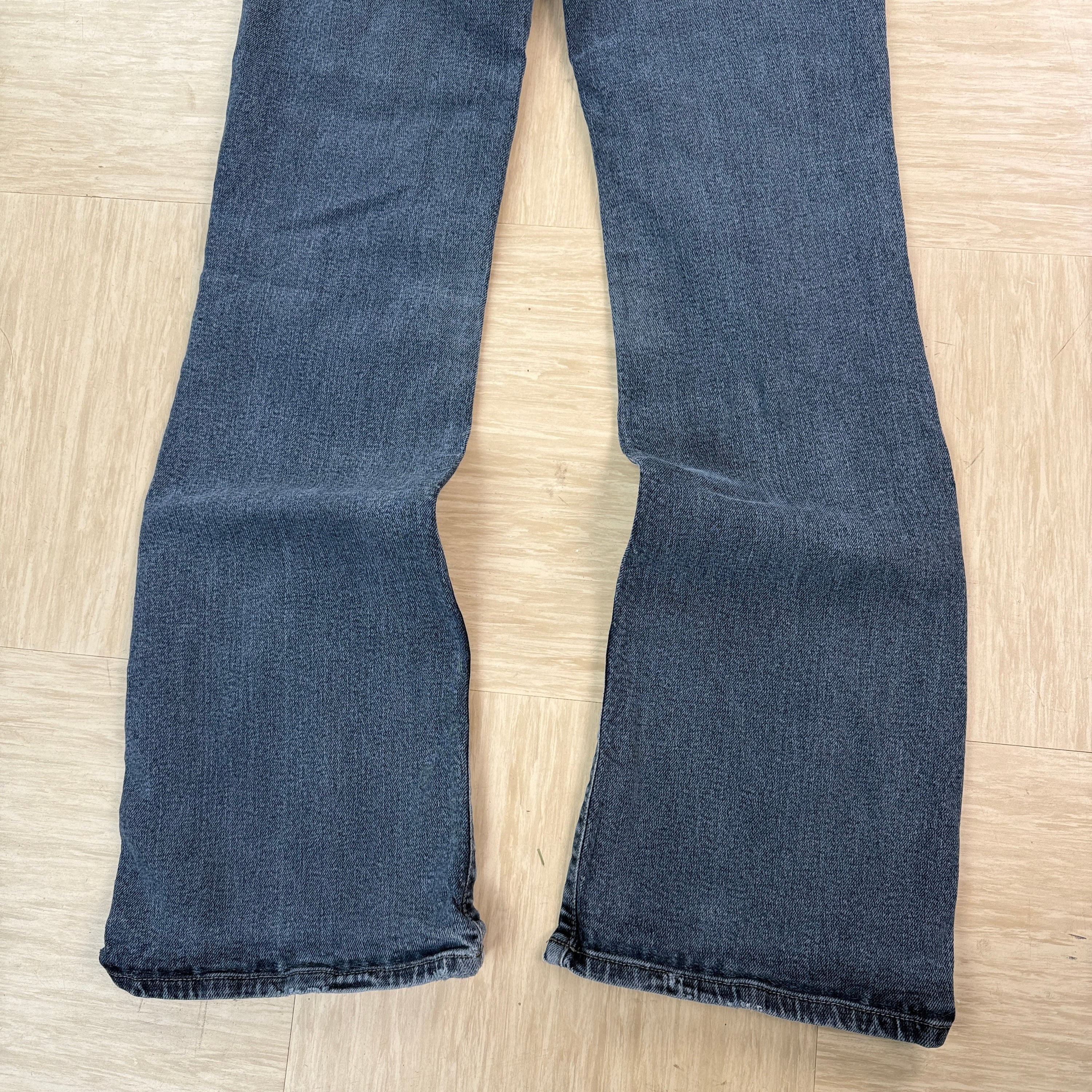 Diesel 2000's grey low waisted bootcut denim jeans (XS-S) wms