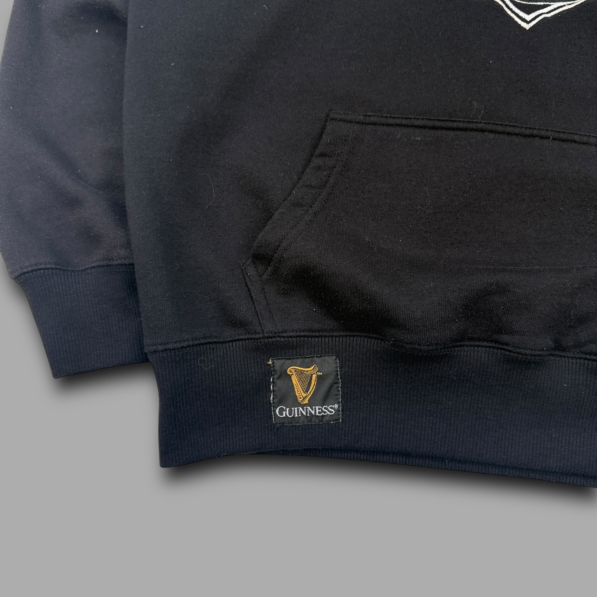 Guiness 2000's pullover embrodiered spellout hoodie (S)