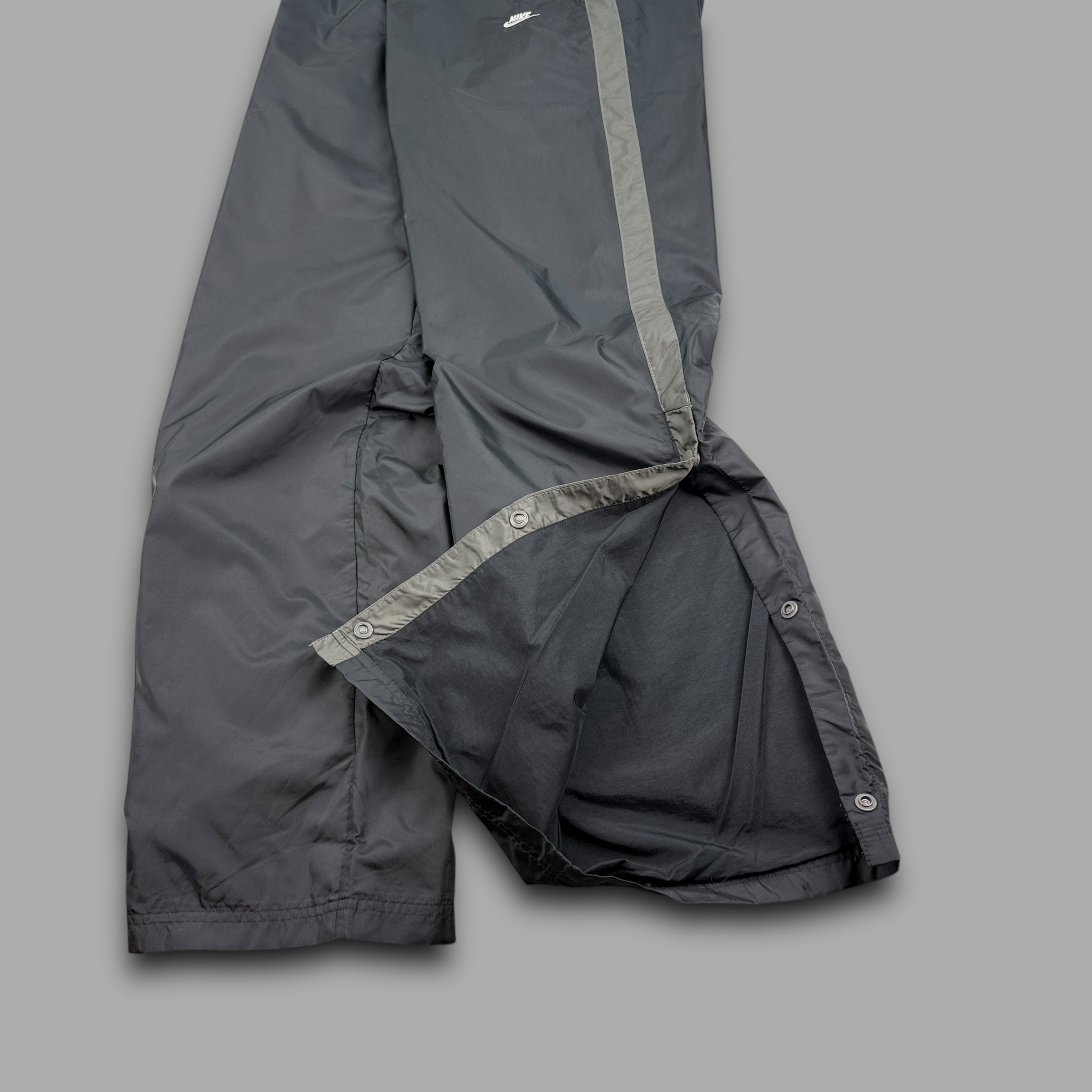 Nike 2000's baggy nylon popper track bottoms (L)