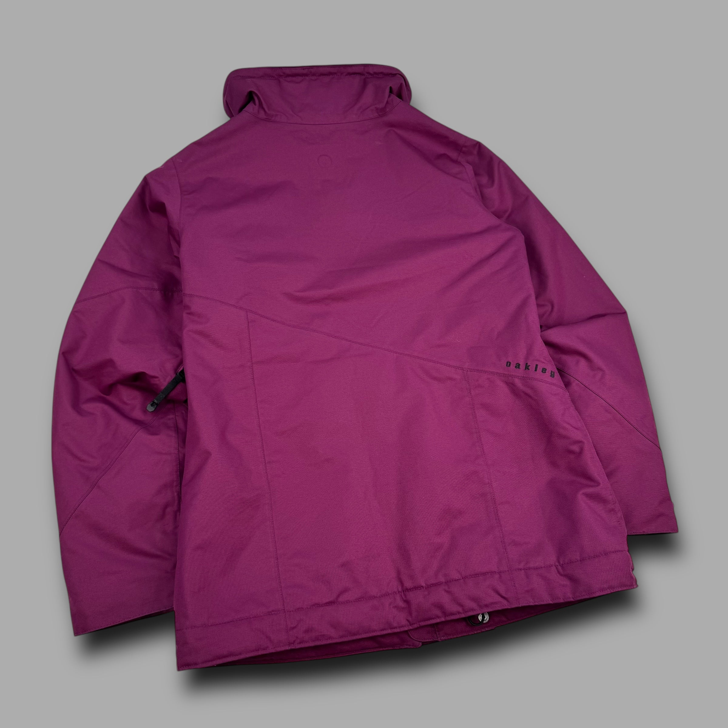 Oakley 2012 technical asymmetrical closure vented softshell ski jacket (M) wms