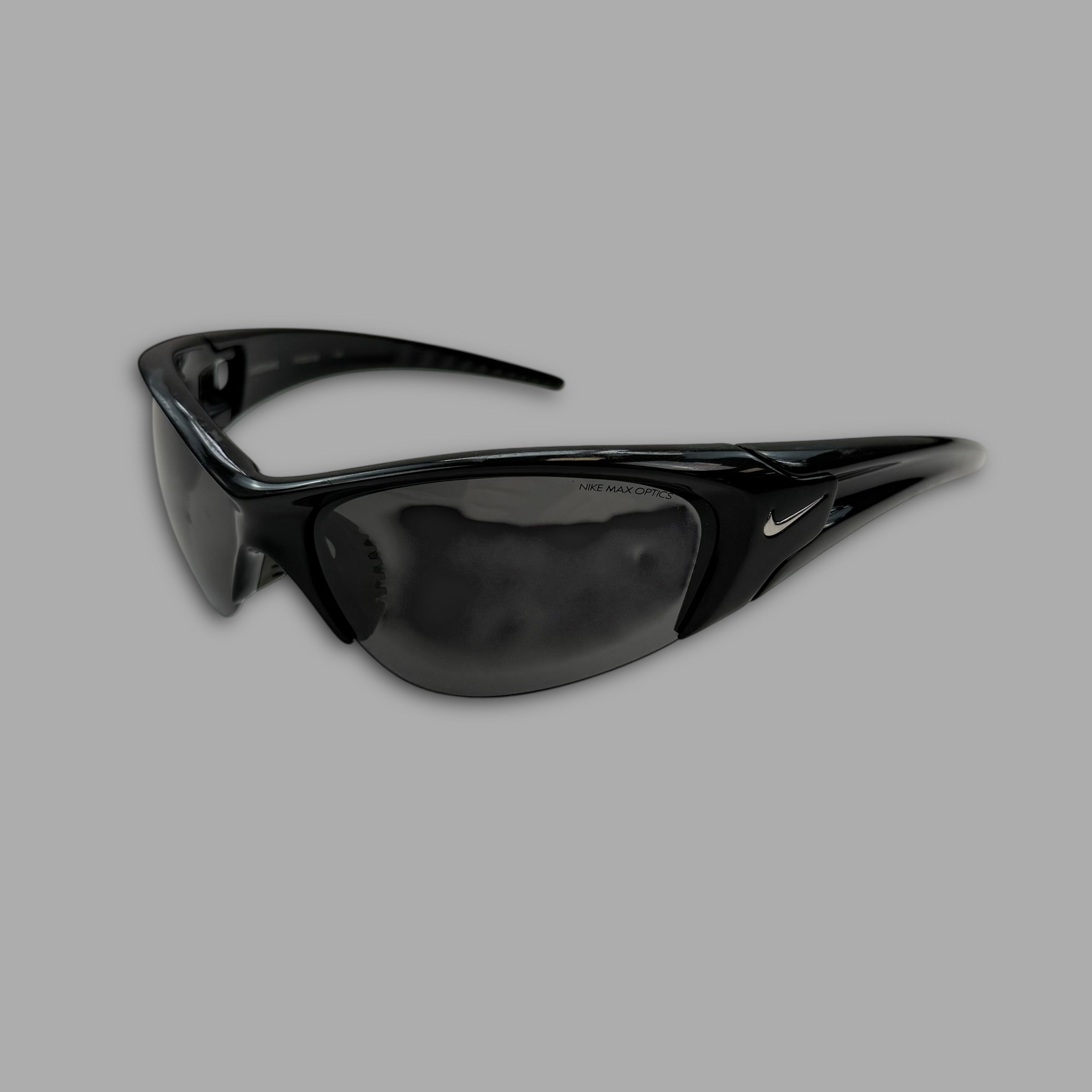 Nike 2000's undermine wrap around sunglasses (OS)