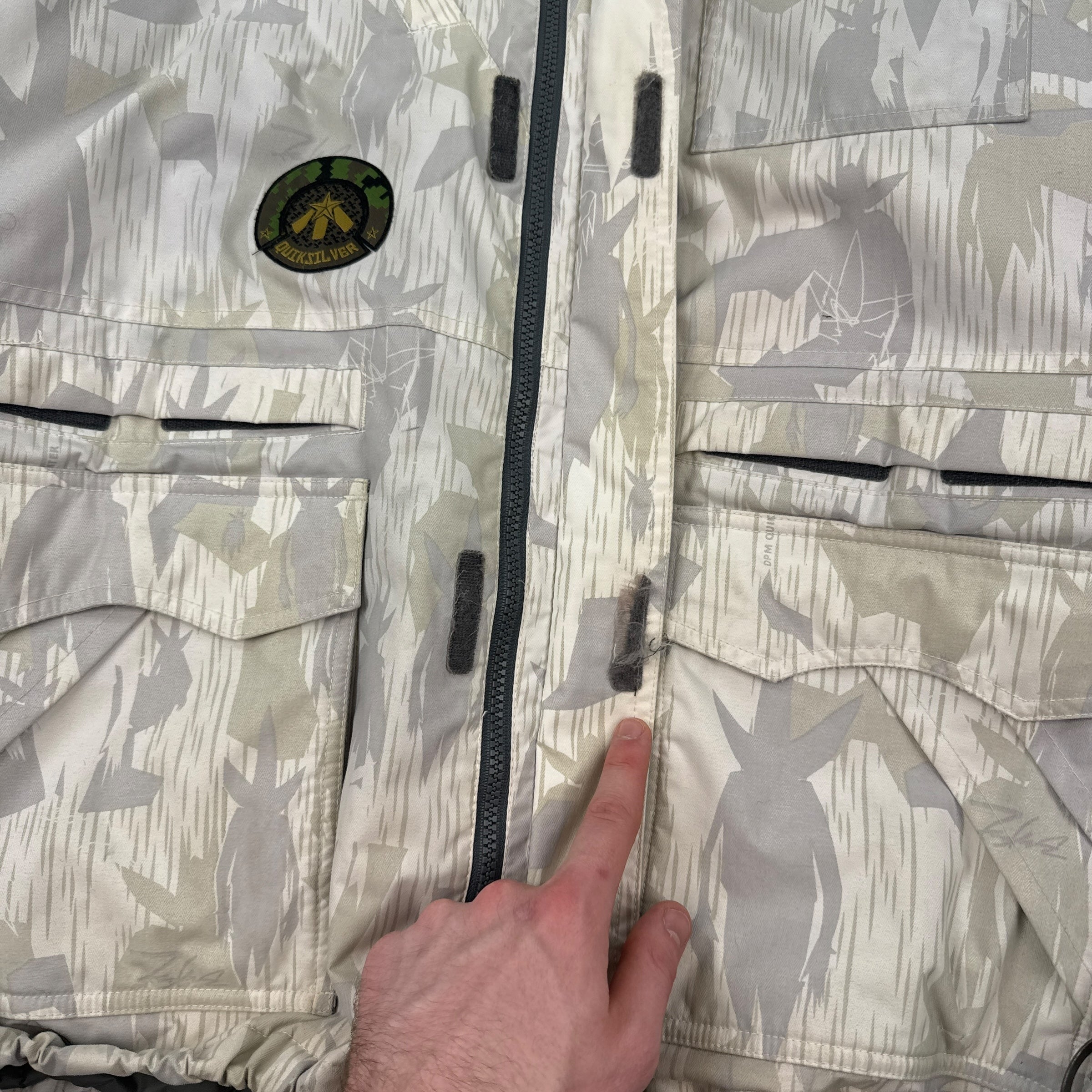 Quiksilver x futura 2007 FU splinter DMP ski jacket (M)