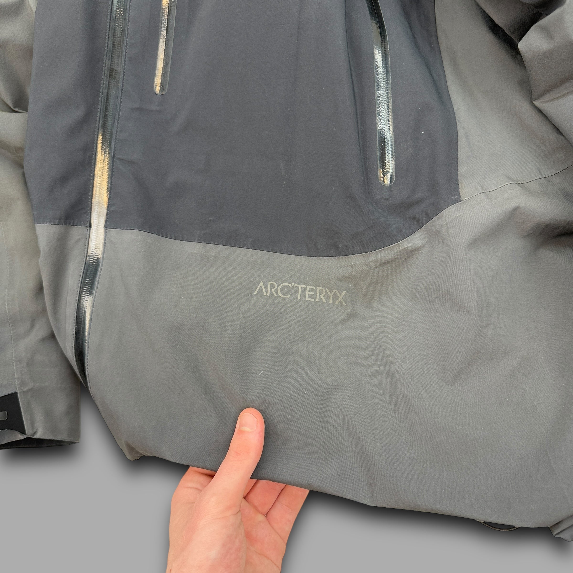 Arc'teryx 2021 technical gore-tex axis insulated shell jacket (XL)