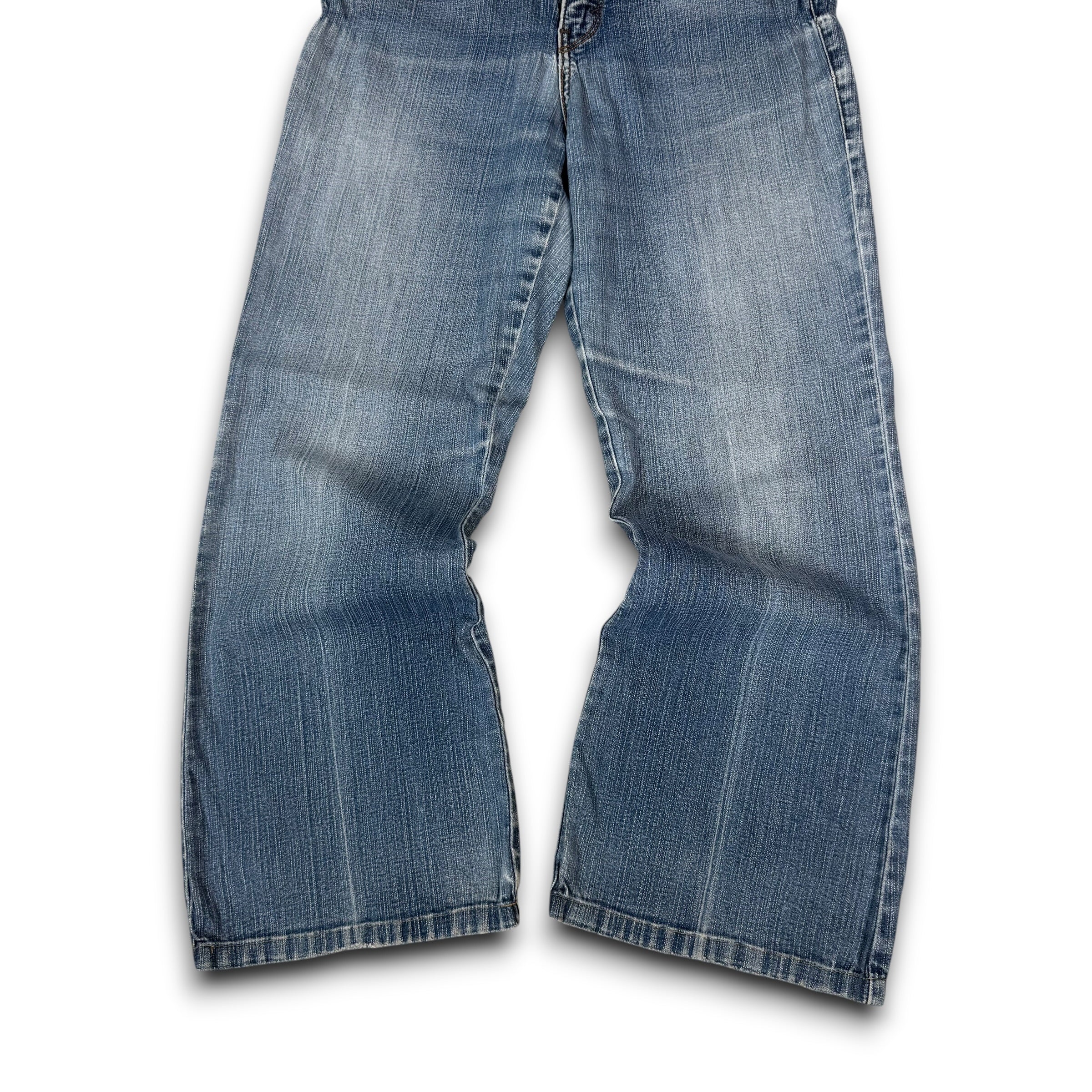 Levi's 548 2000's perfectly slimming relaxed flare denim jeans (S)