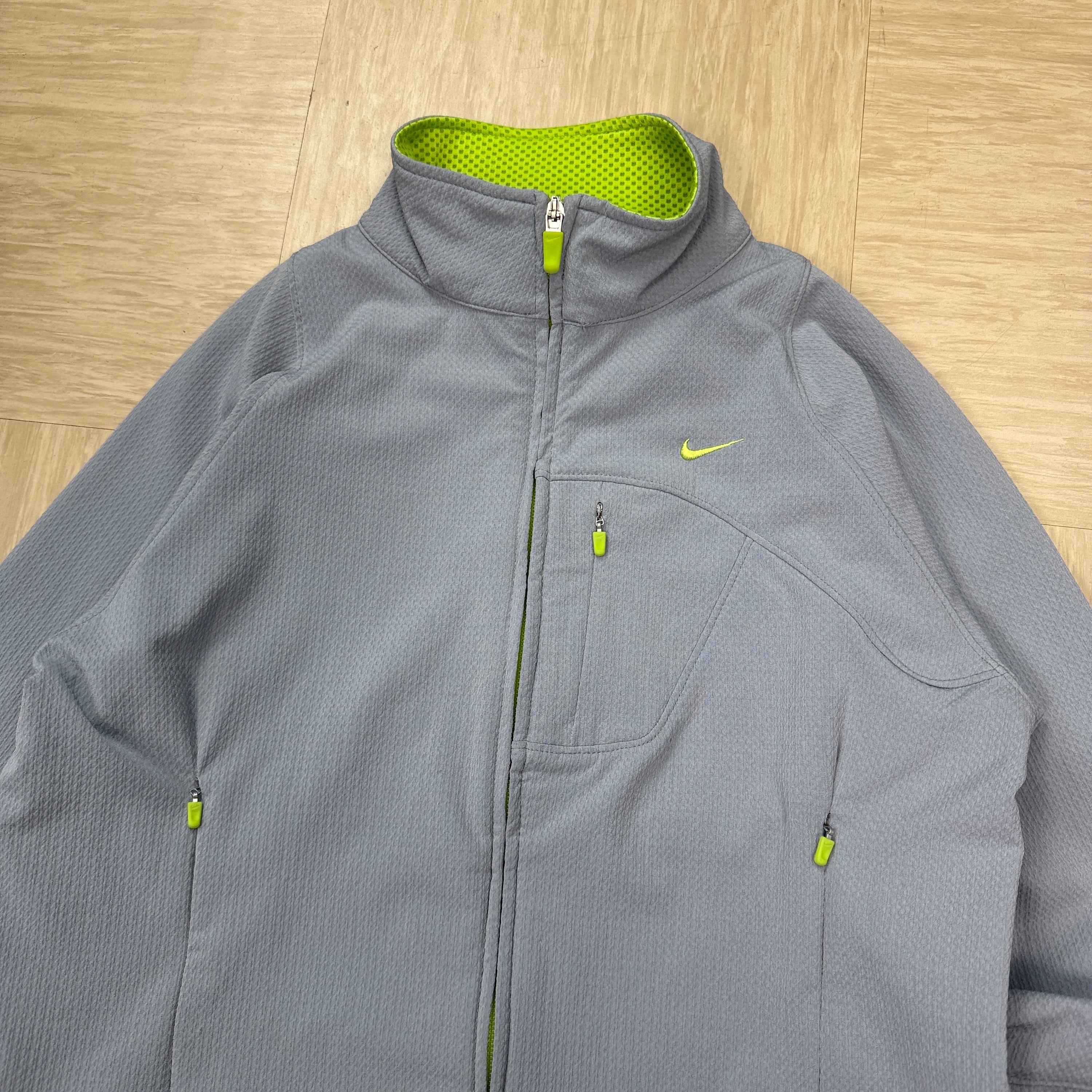 Nike sphere dry 2000's technical panelled softshell midlayer (S)