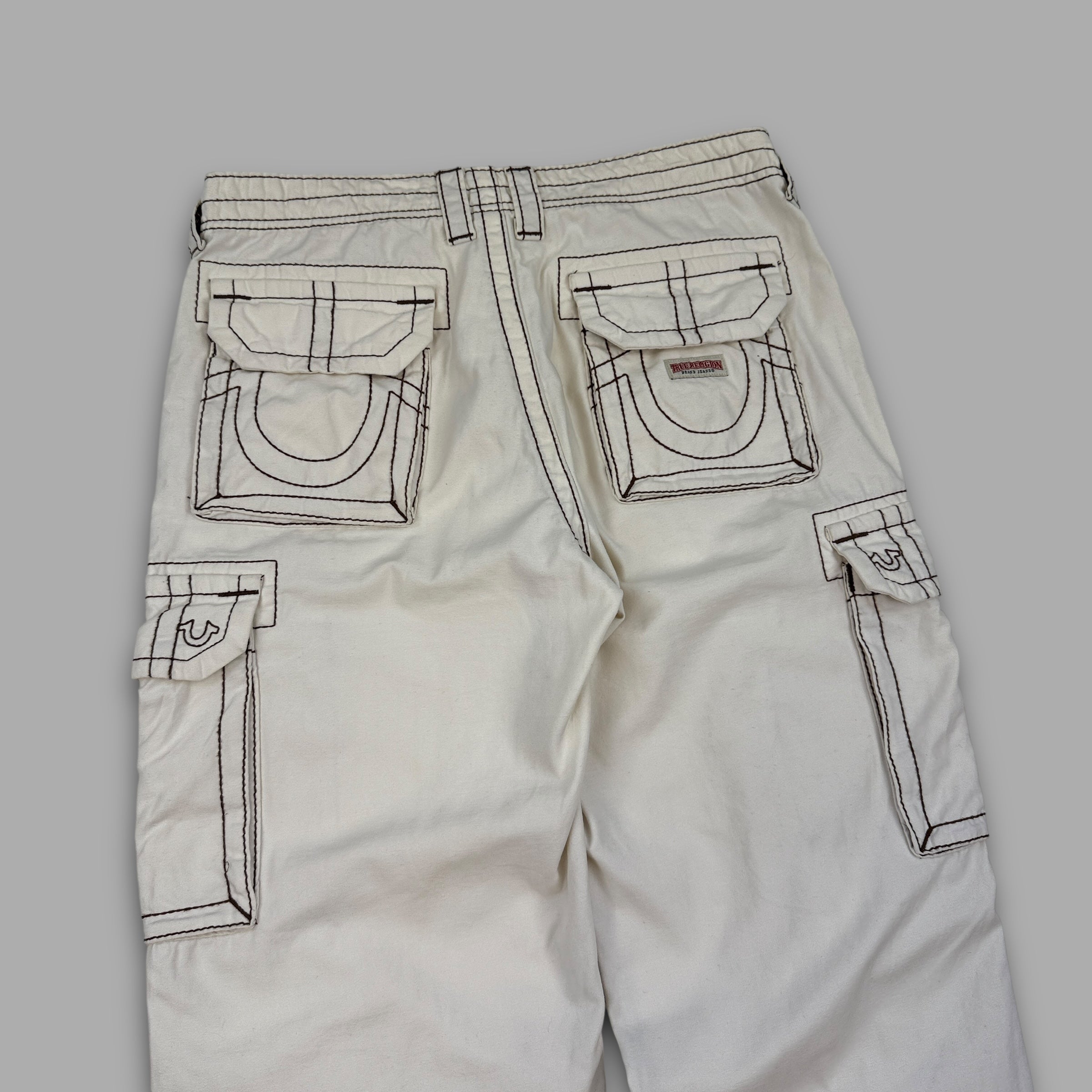 True religion 2000's straight leg contrast stitch jeans (S)