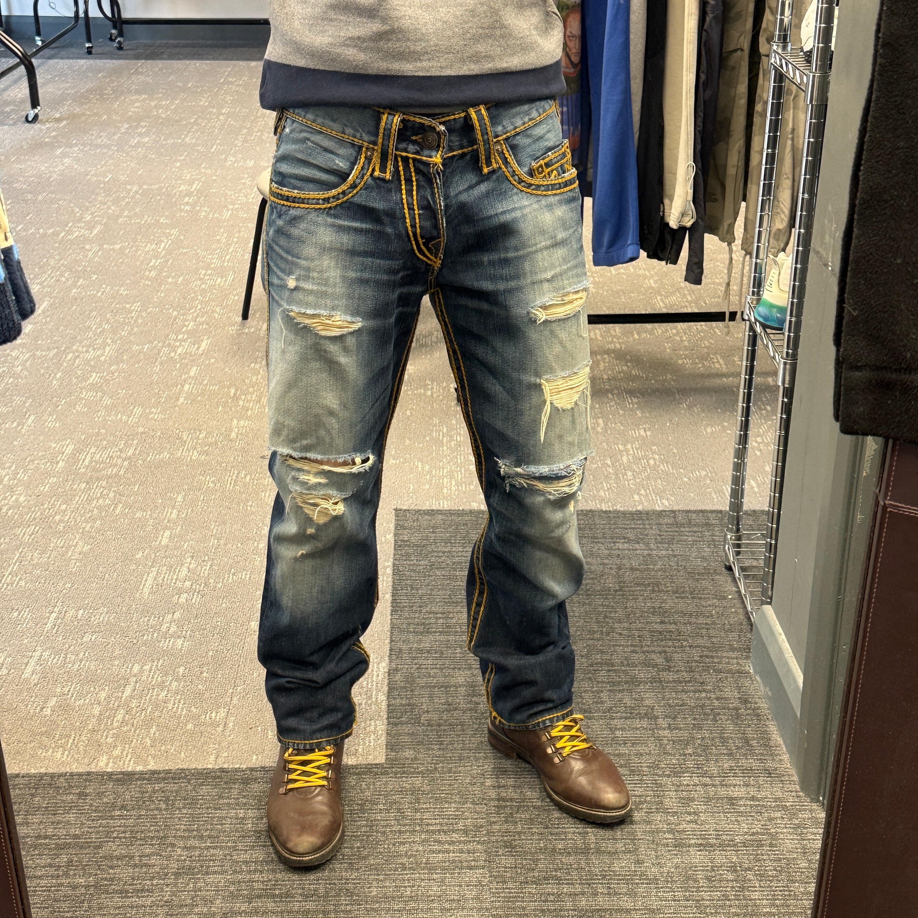 True religion 2002 relaxed straight bootcut denim contrast stitch distressed jeans (S)