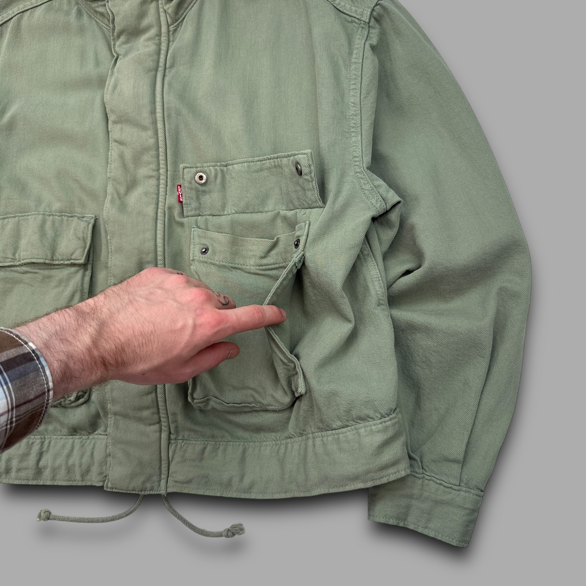 Levi's 2000's technical cropped utility jacket (S)