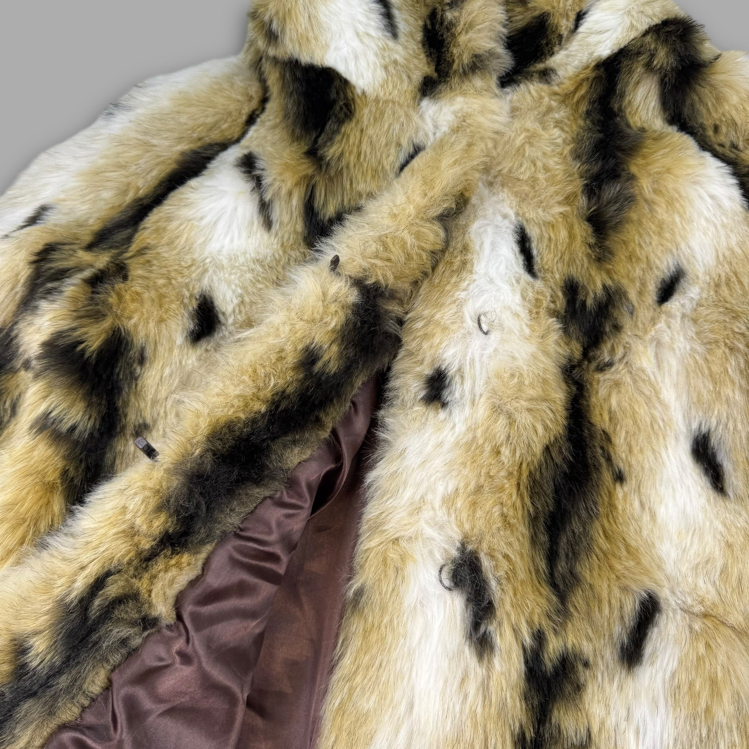 Marble 2000's faux lynx fur hooded coat with clasp closures (XS) wms