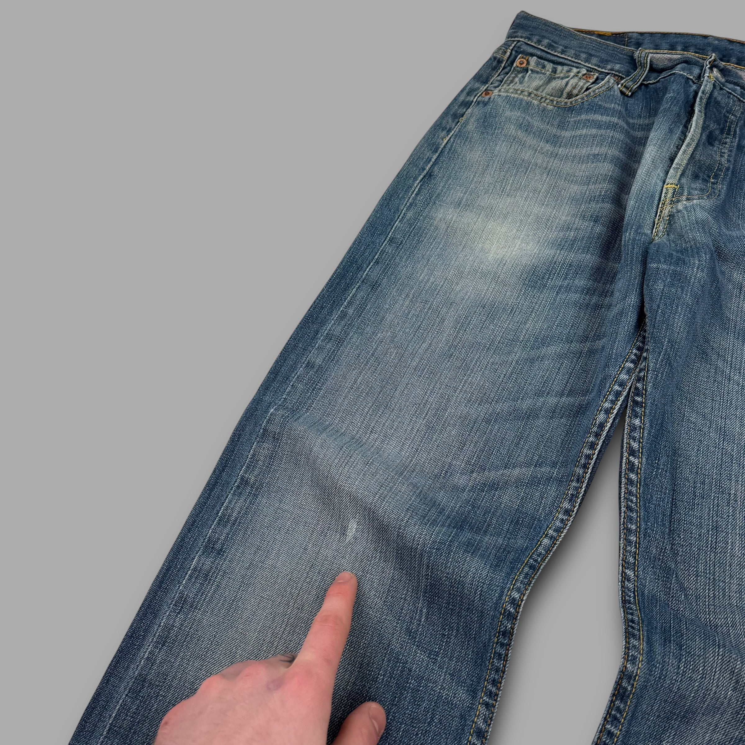 Levi 501 relaxed straight fit denim jeans (S)