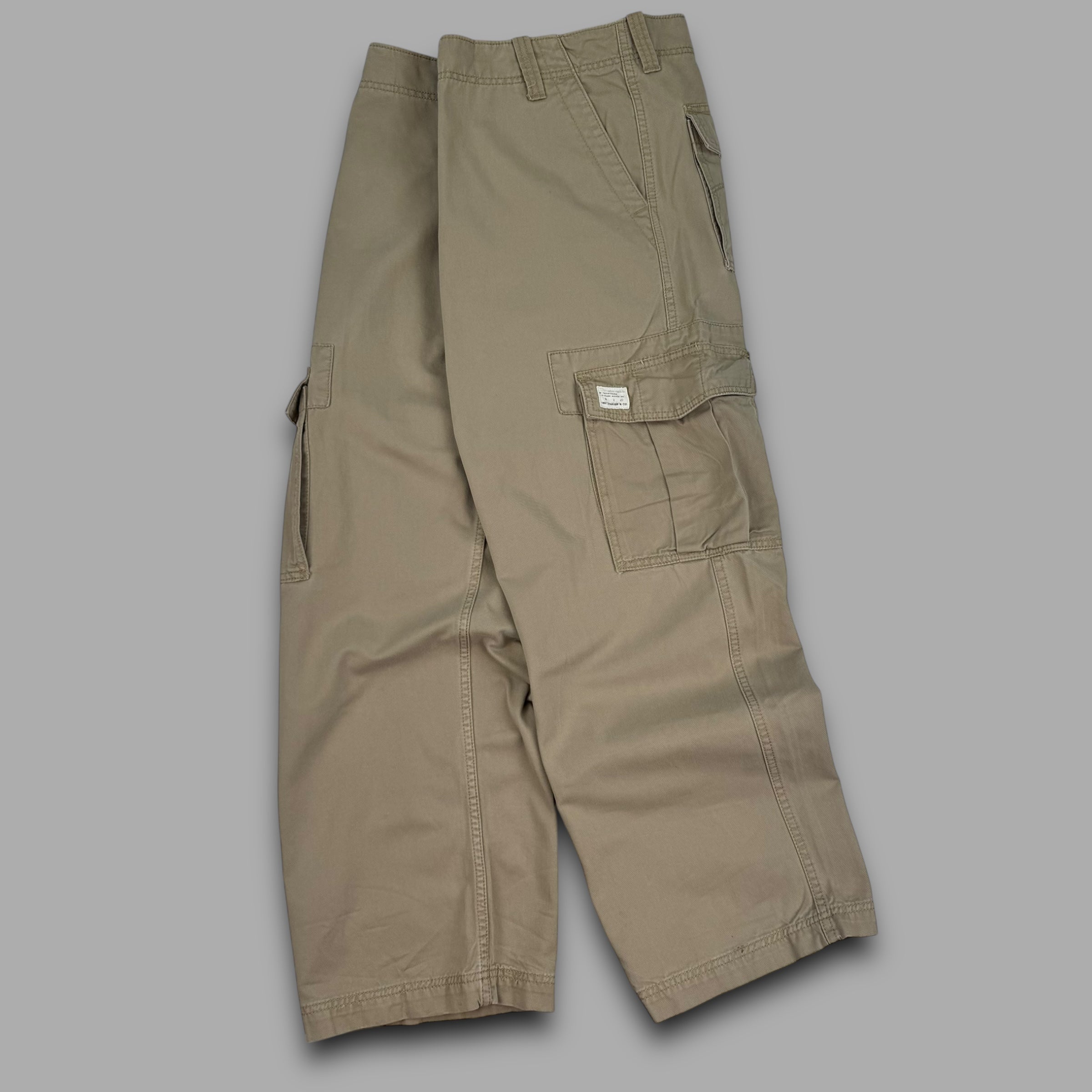 Levi's 2000's baggy wide leg loose fit cargo bottoms (M-L)