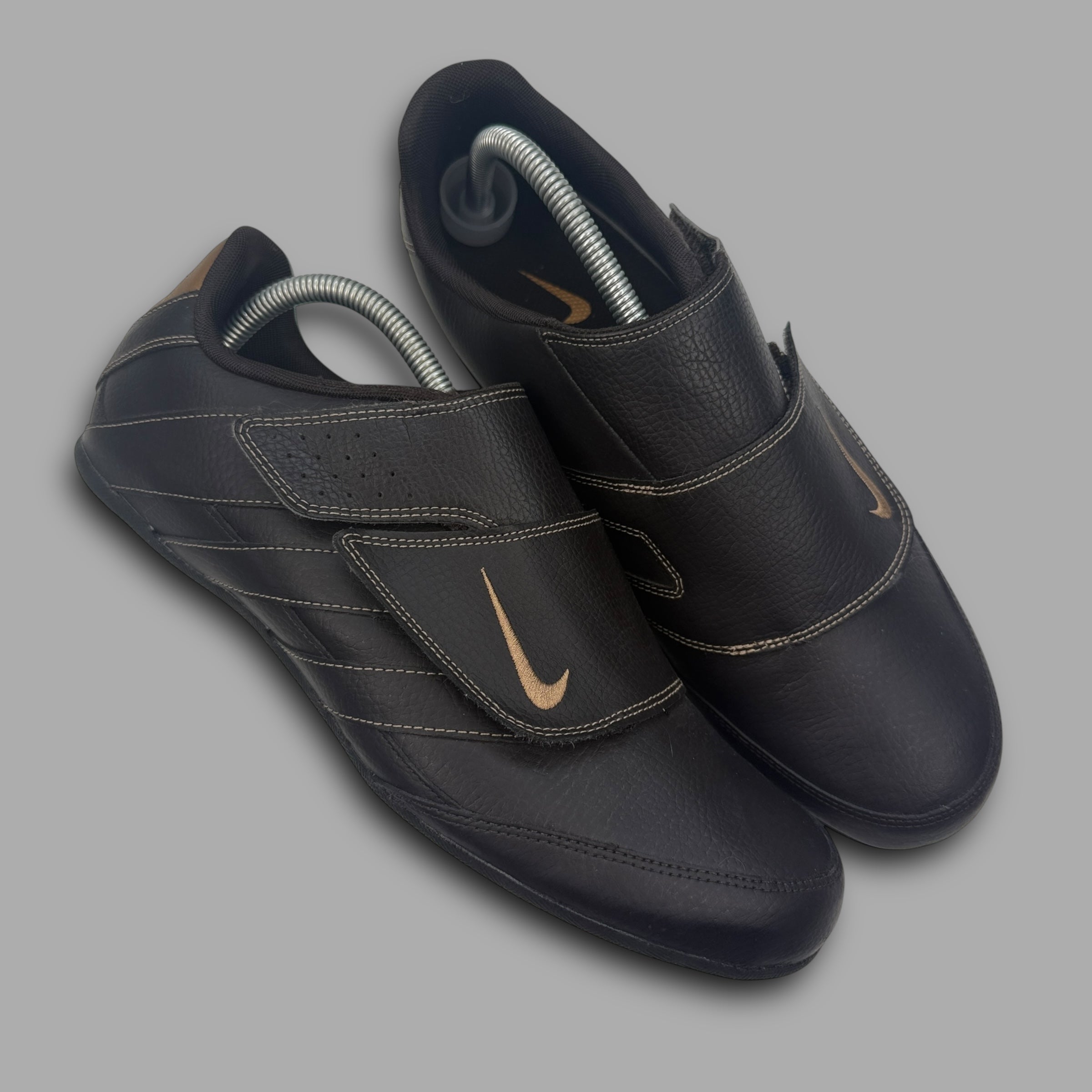 Nike roubiax V 2010 slip on velcro (UK8)