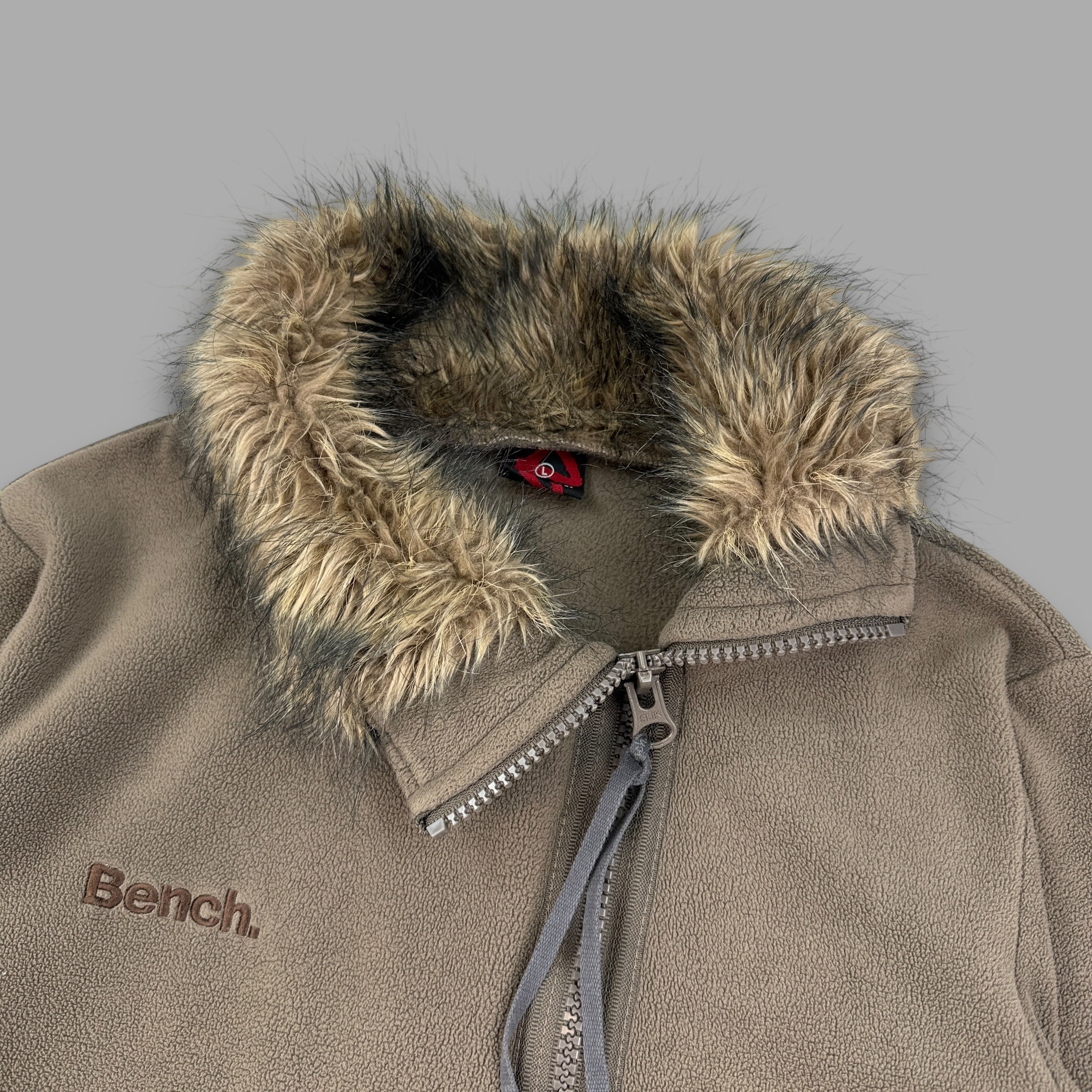Bench 2000's technical asymmetrical zip fur collar fleece jacket (L) wms