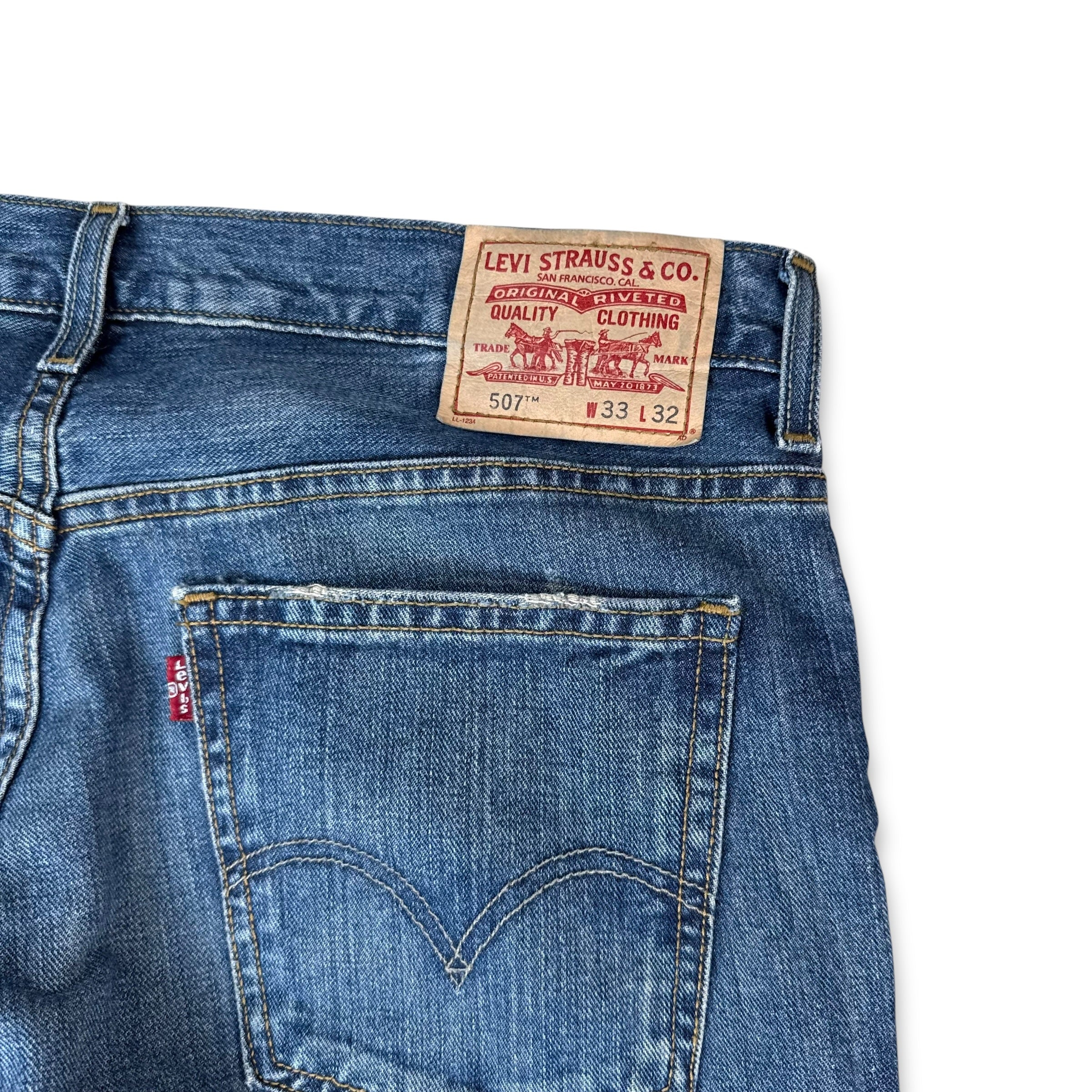 Levi's 507 2000's slim bootcut denim jeans (M)