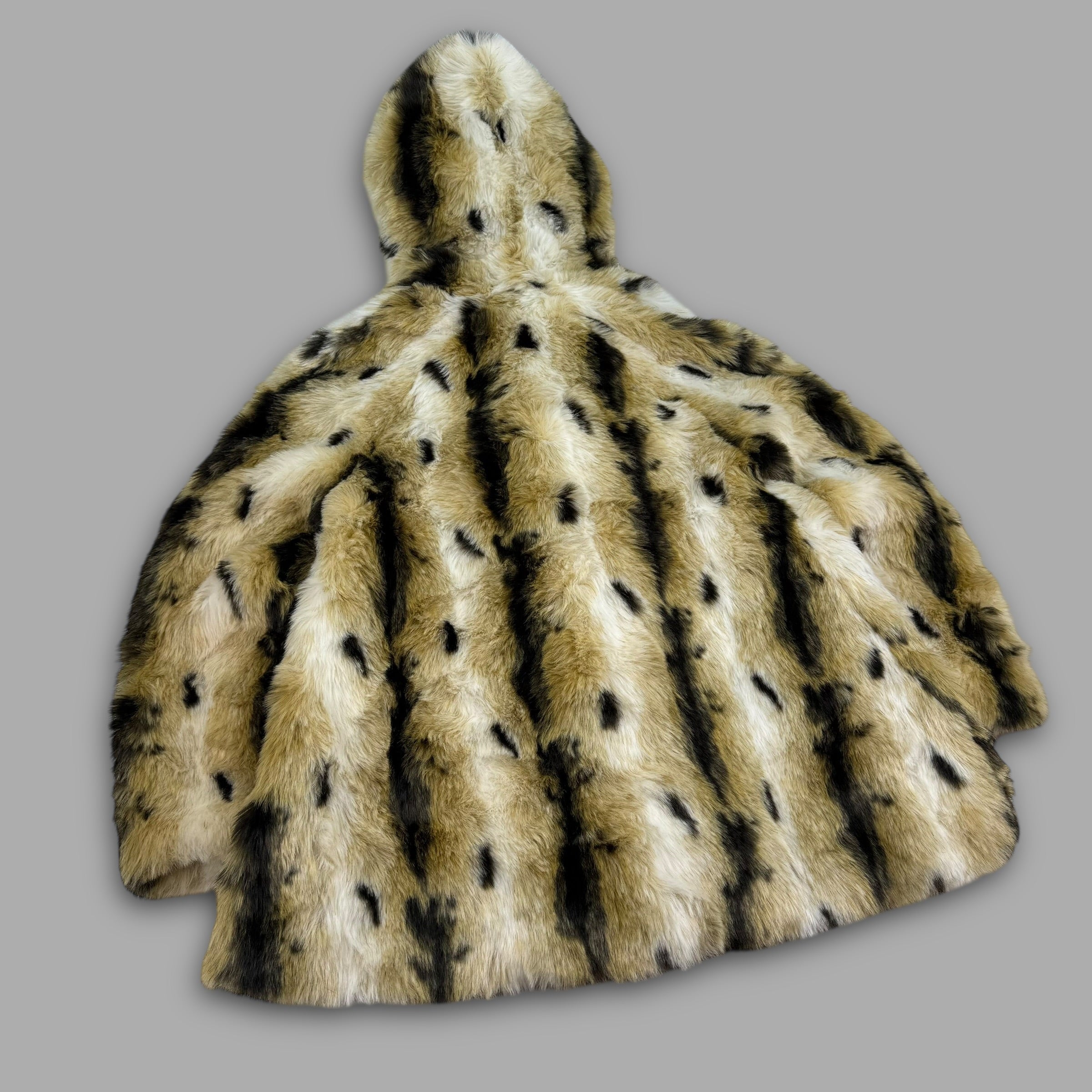 Marble 2000's faux lynx fur hooded coat with clasp closures (XS) wms