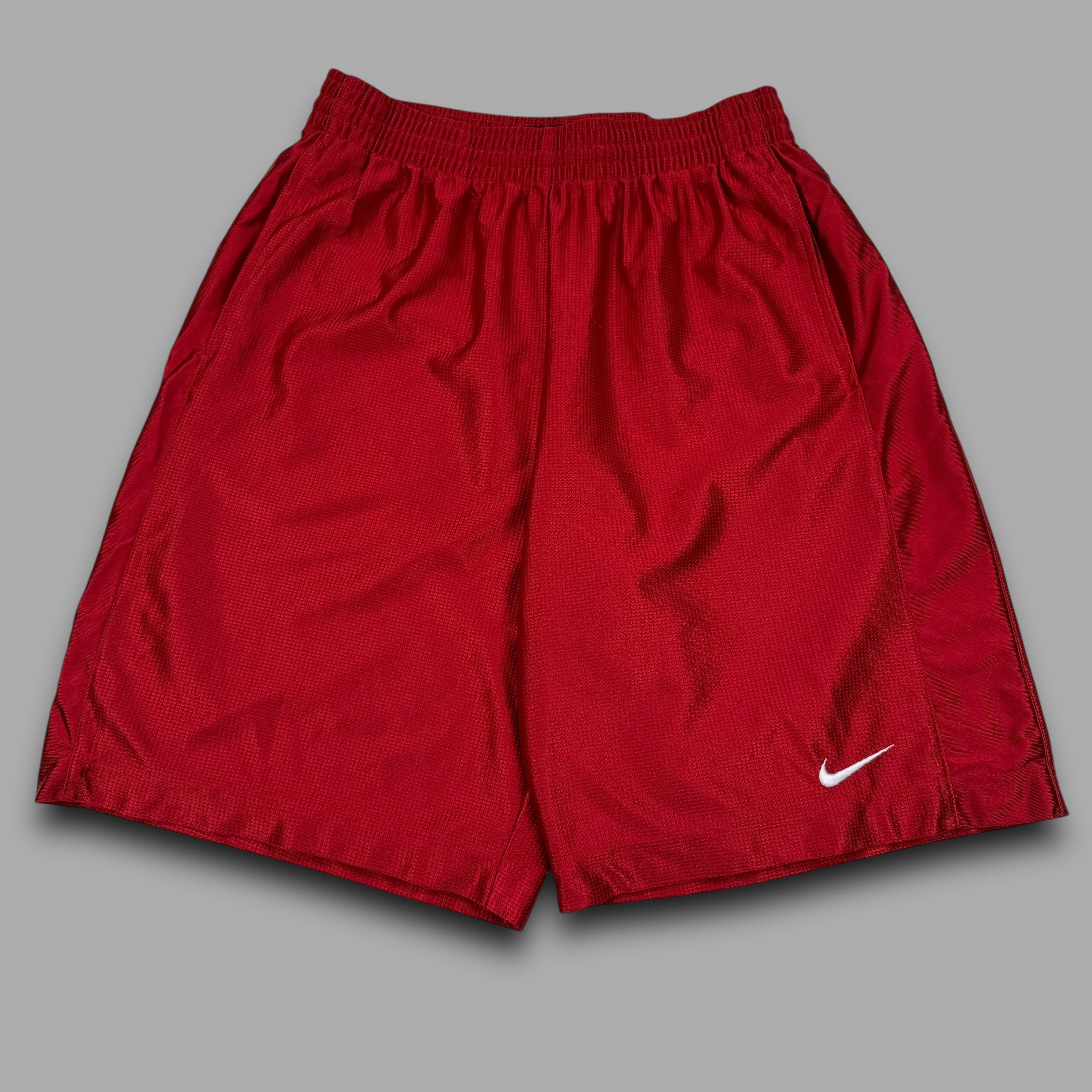 Nike 2000's nylon shimmer basketball shorts (M)