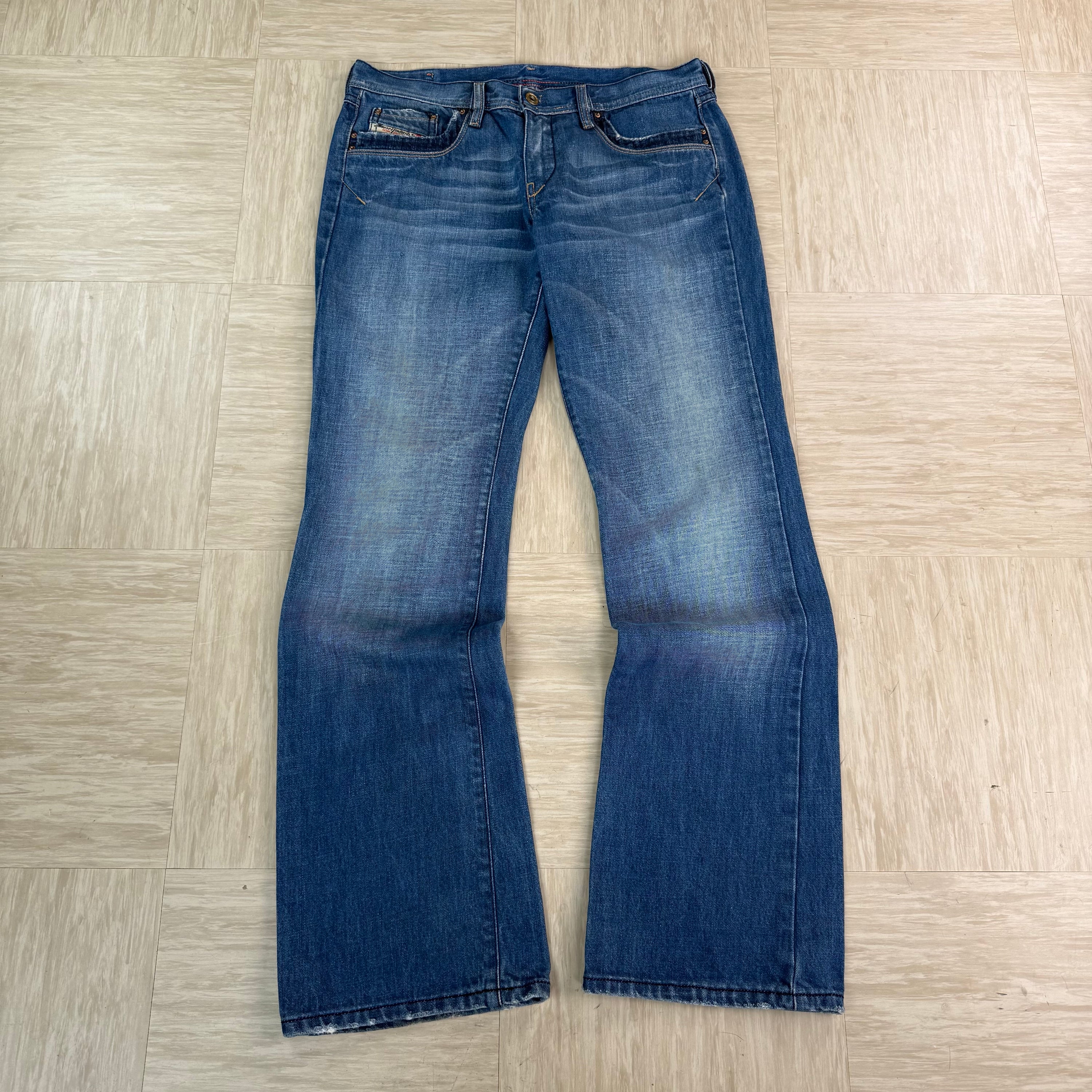 Diesel 2000's relaxed denim bootcut jeans (S)