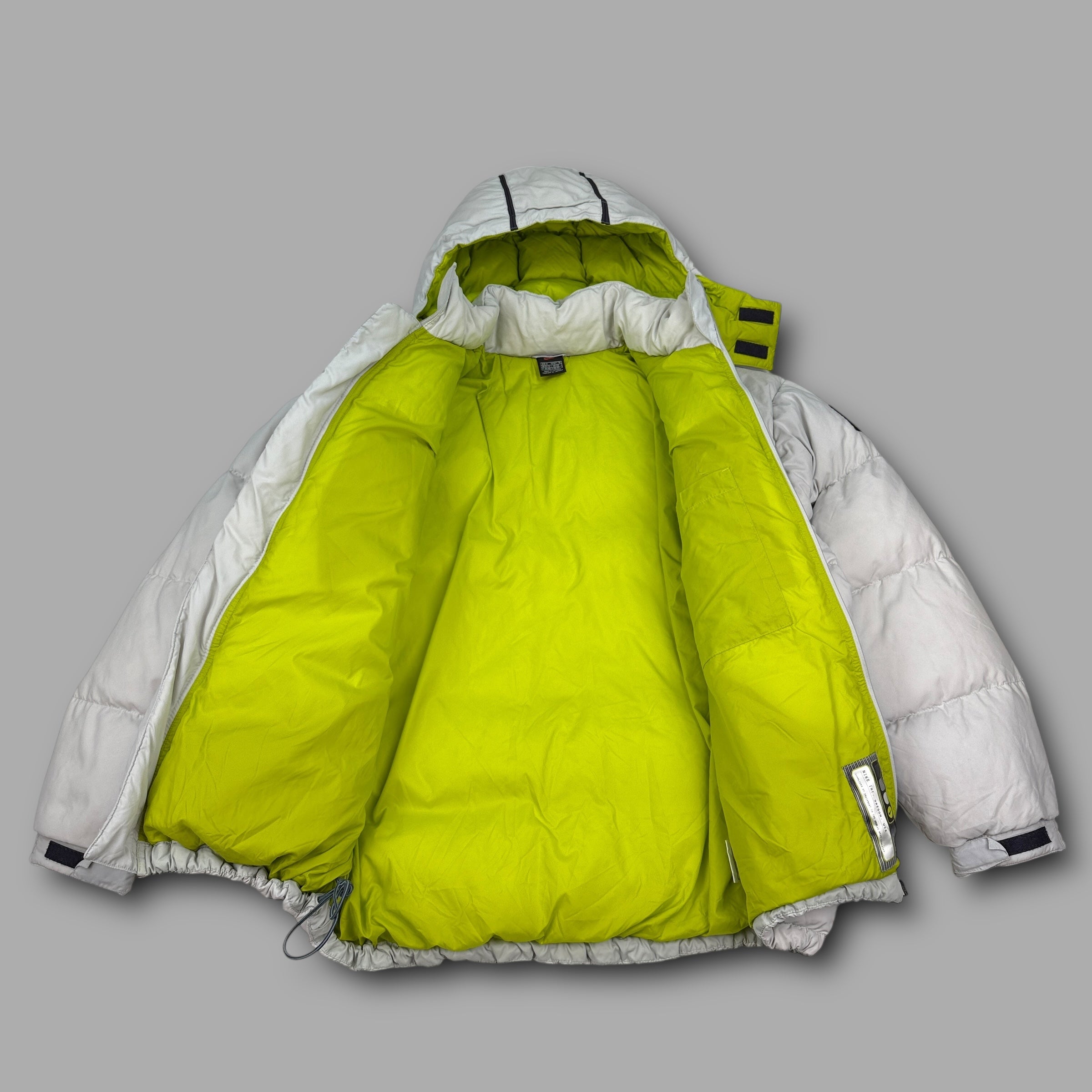 Nike 1990's technical mini swoosh multi pocket downfilled puffer jacket (M)