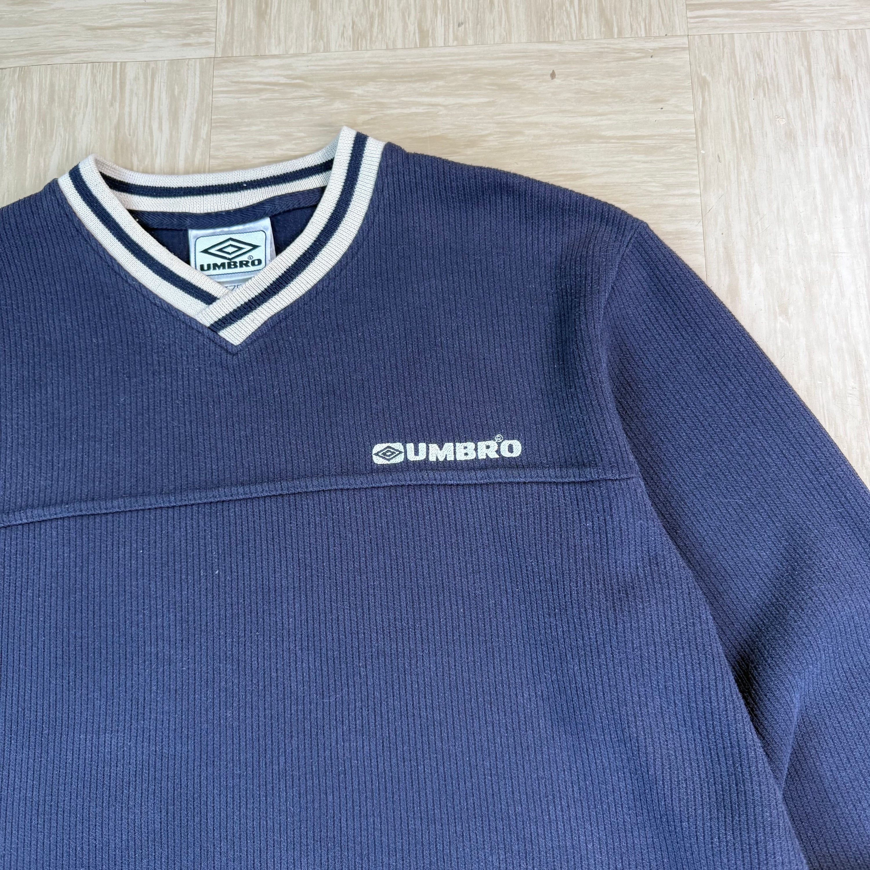 Umbro 1990's ribbed cotton knit sweatshirt (M-L)