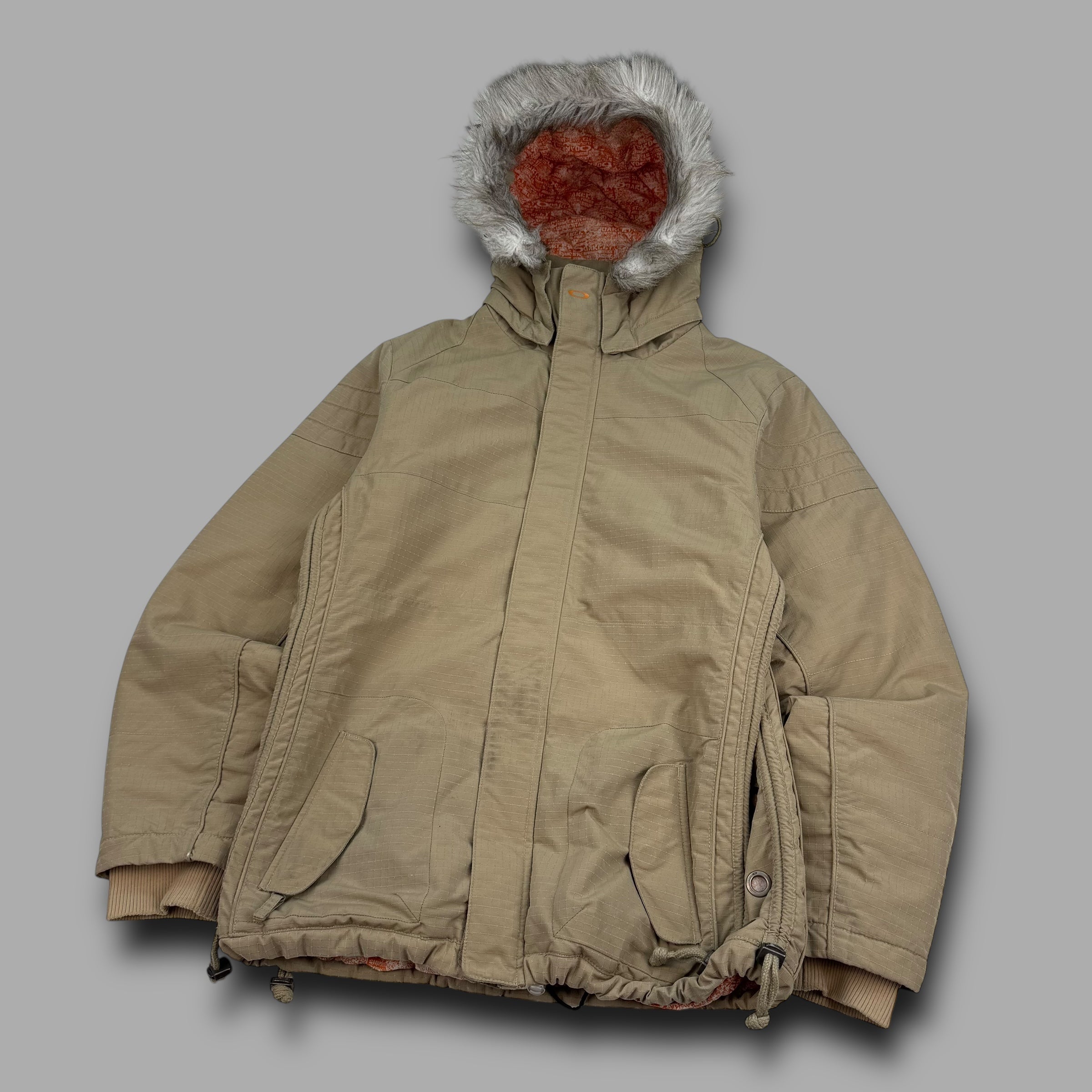 Oakley 2005 tactical field gear fur hooded softshell jacket (M)