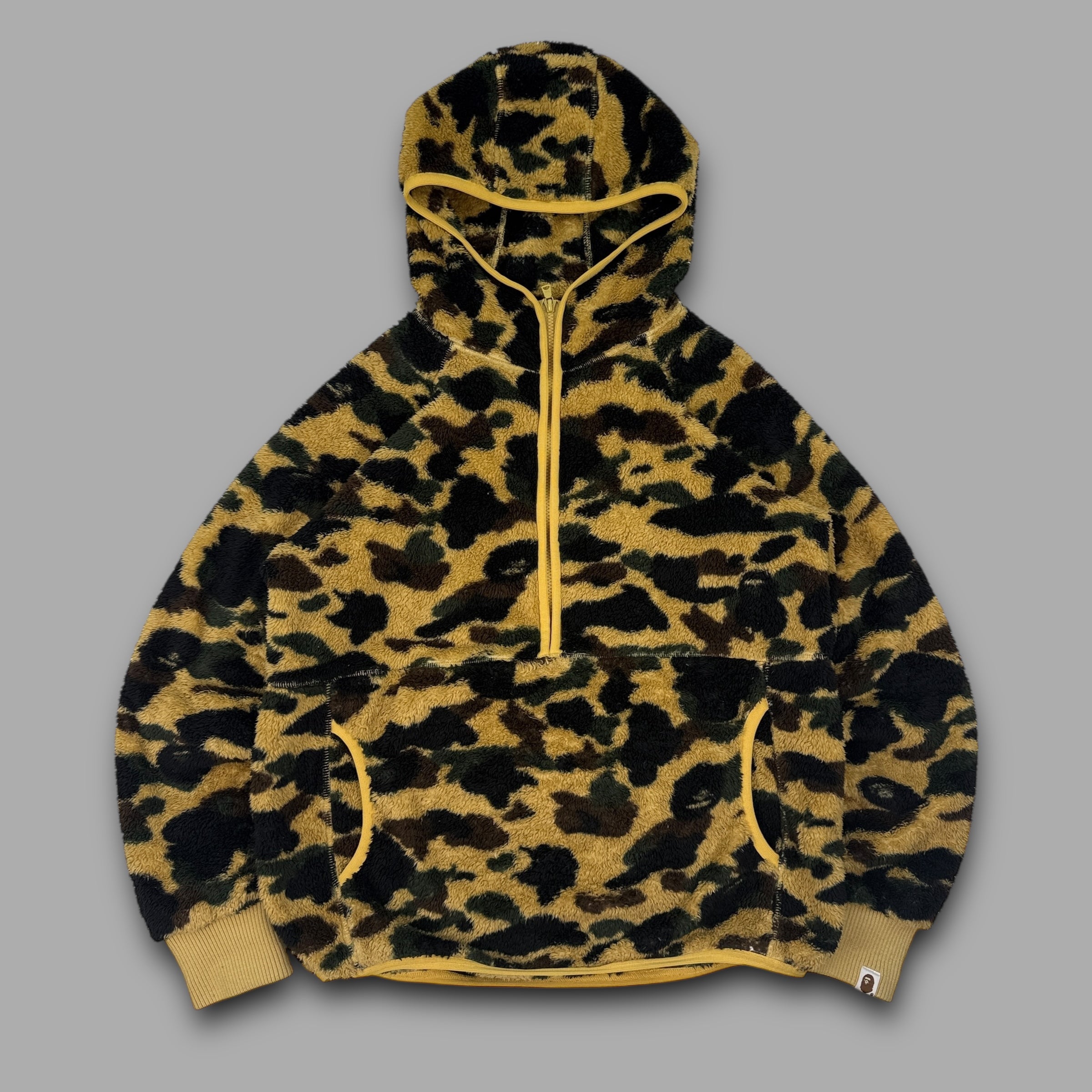 Bape 2000's half zip pullover monogram camo fleece jacket (M)