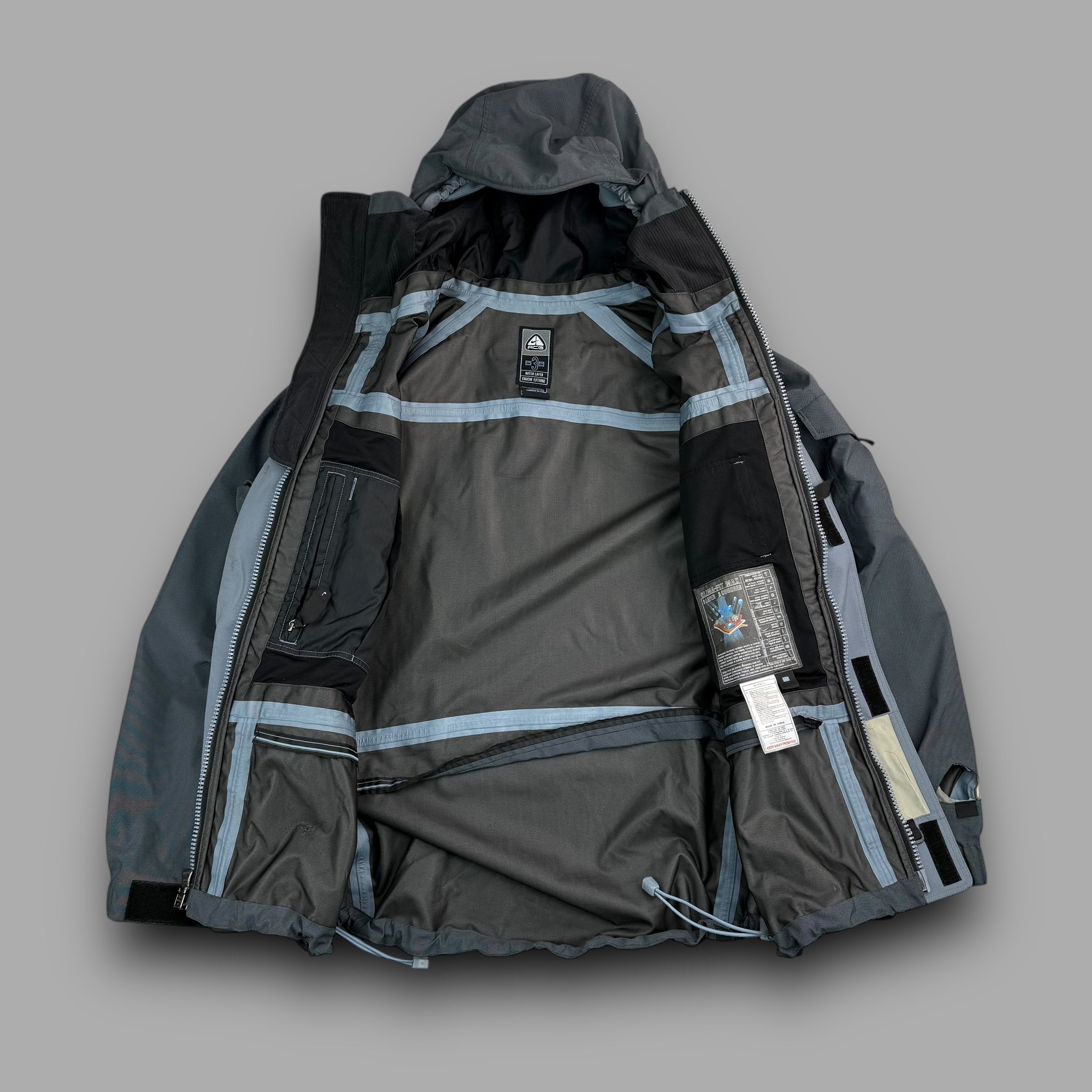 Nike ACG 2000's technical taped seams shell jacket (XL-XXL