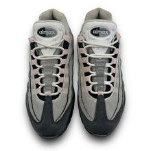 Load image into Gallery viewer, Nike airmax 95 ‘pink foam’ 2020 (UK7)
